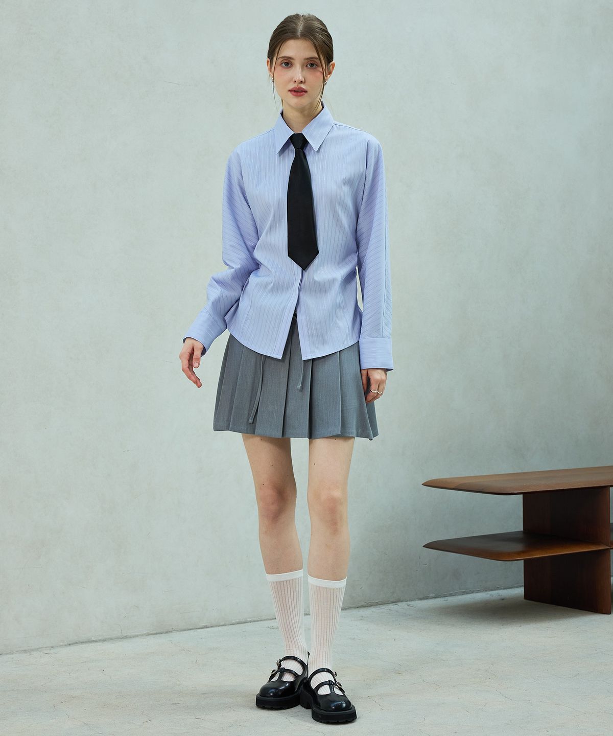 아리킴(ARIKIM) LOWELL SLIM FIT STRIPE SHIRRLING SHIRT / SKY BLUE