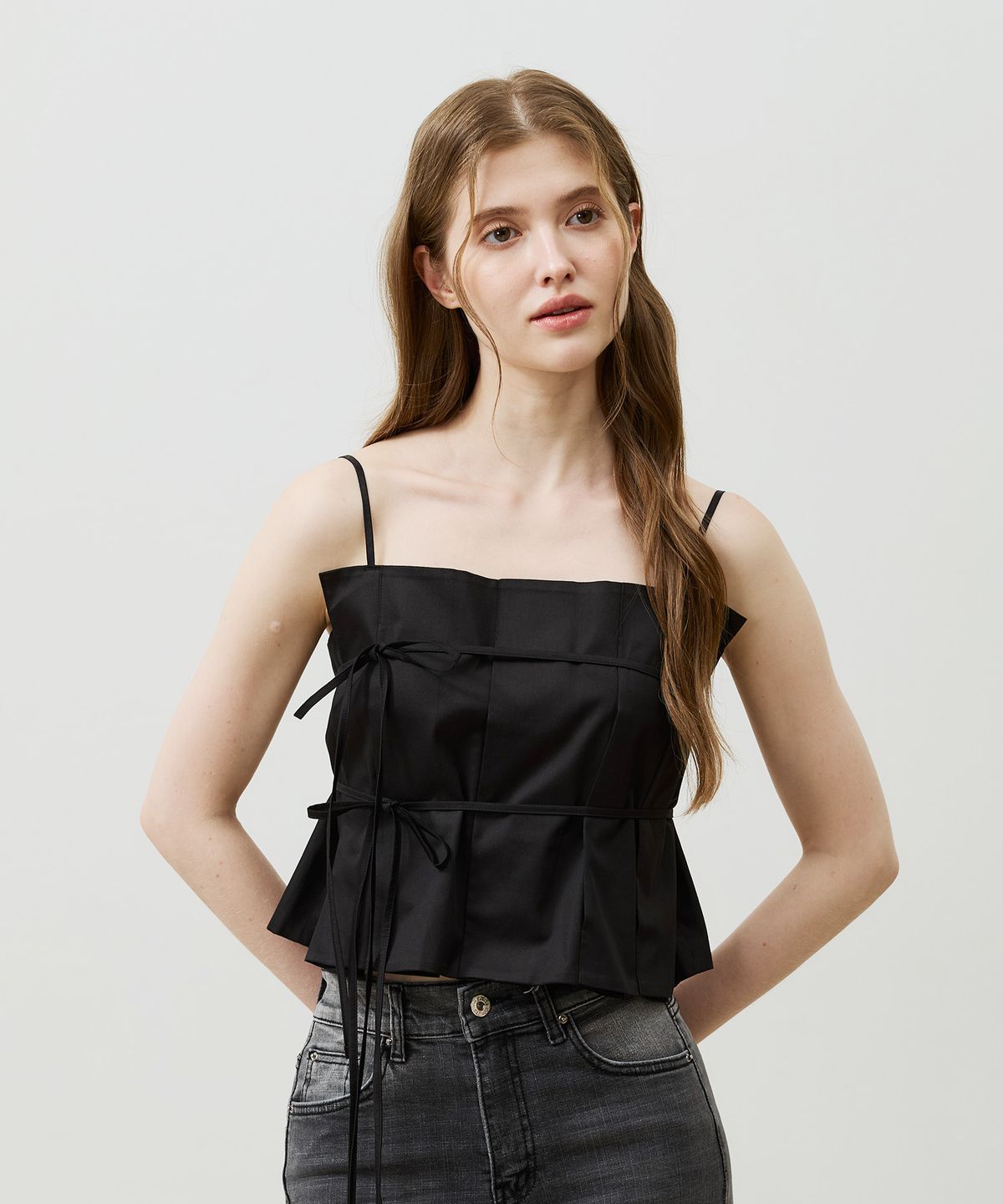 아리킴(ARIKIM) IRIS TOP / BLACK