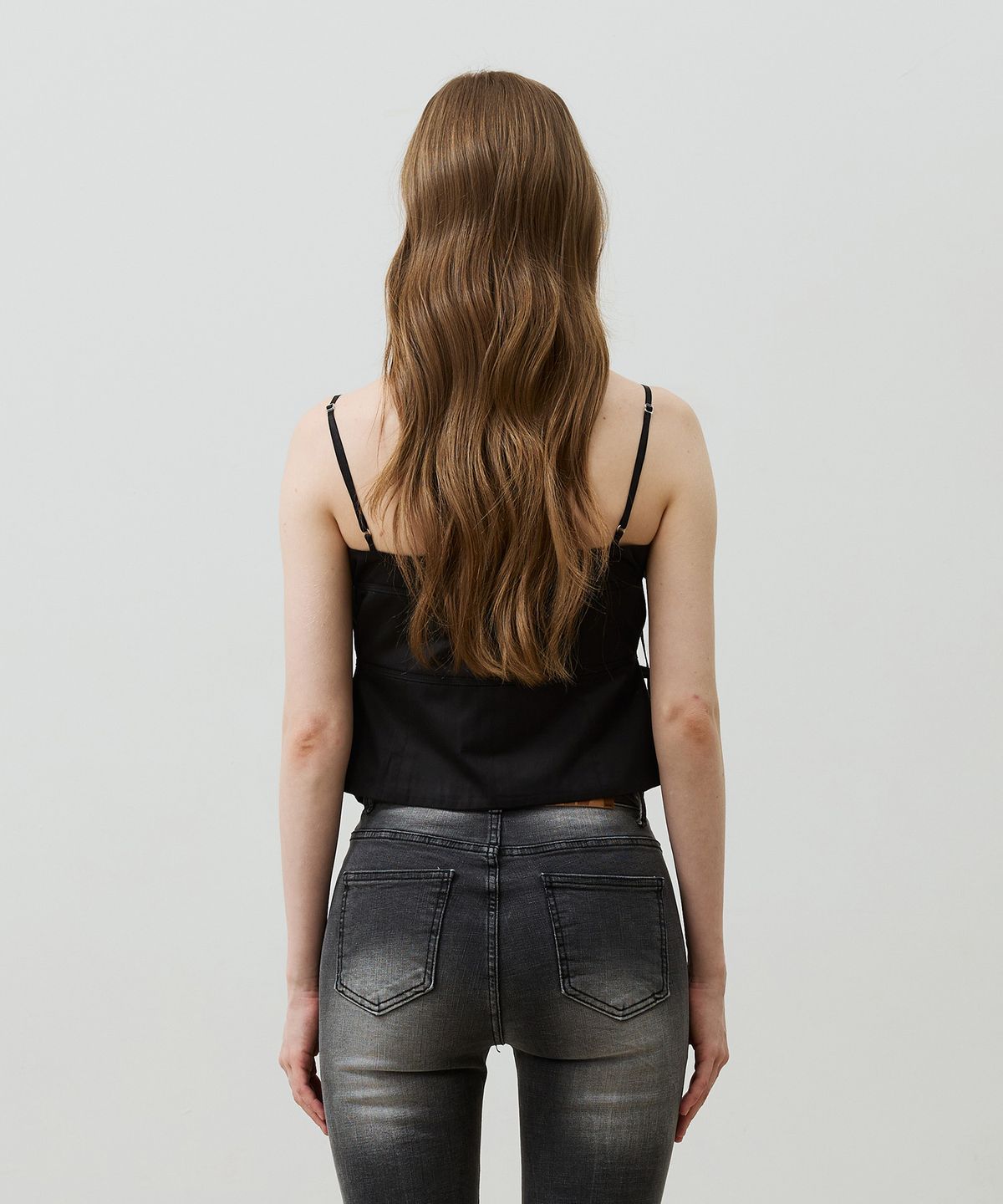 아리킴(ARIKIM) IRIS TOP / BLACK
