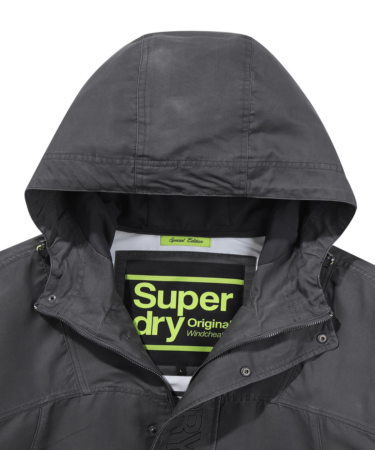 슈퍼드라이(SUPERDRY) 후드 시그니처 윈드브레이커 자켓 챠콜
