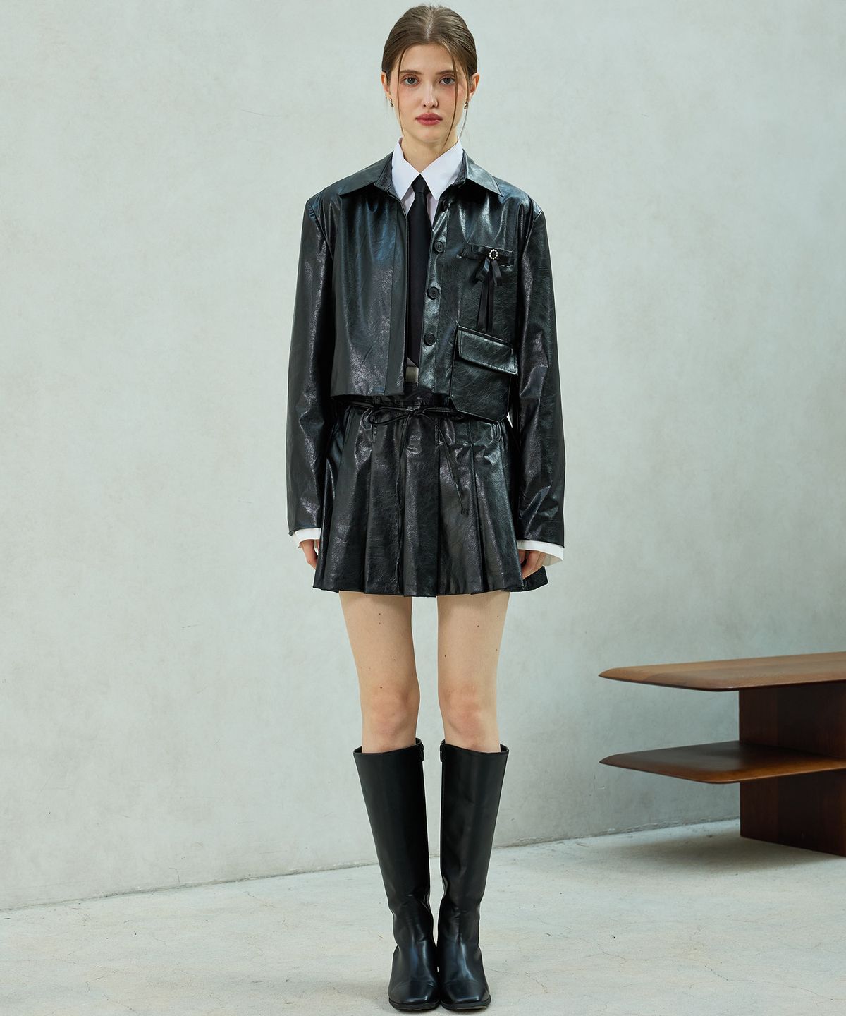 아리킴(ARIKIM) MOLLY LEATHER PLEATS SKIRT PANTS / BLACK