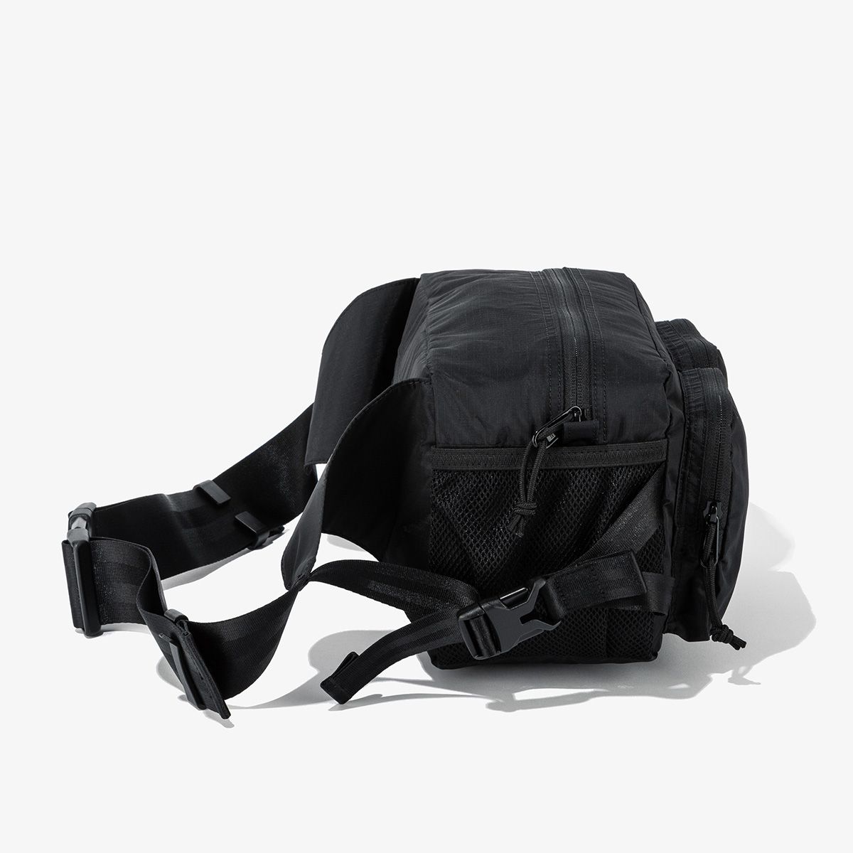 뉴에라(NEW ERA) 25SS 스퀘어 웨이스트백 블랙 14667494