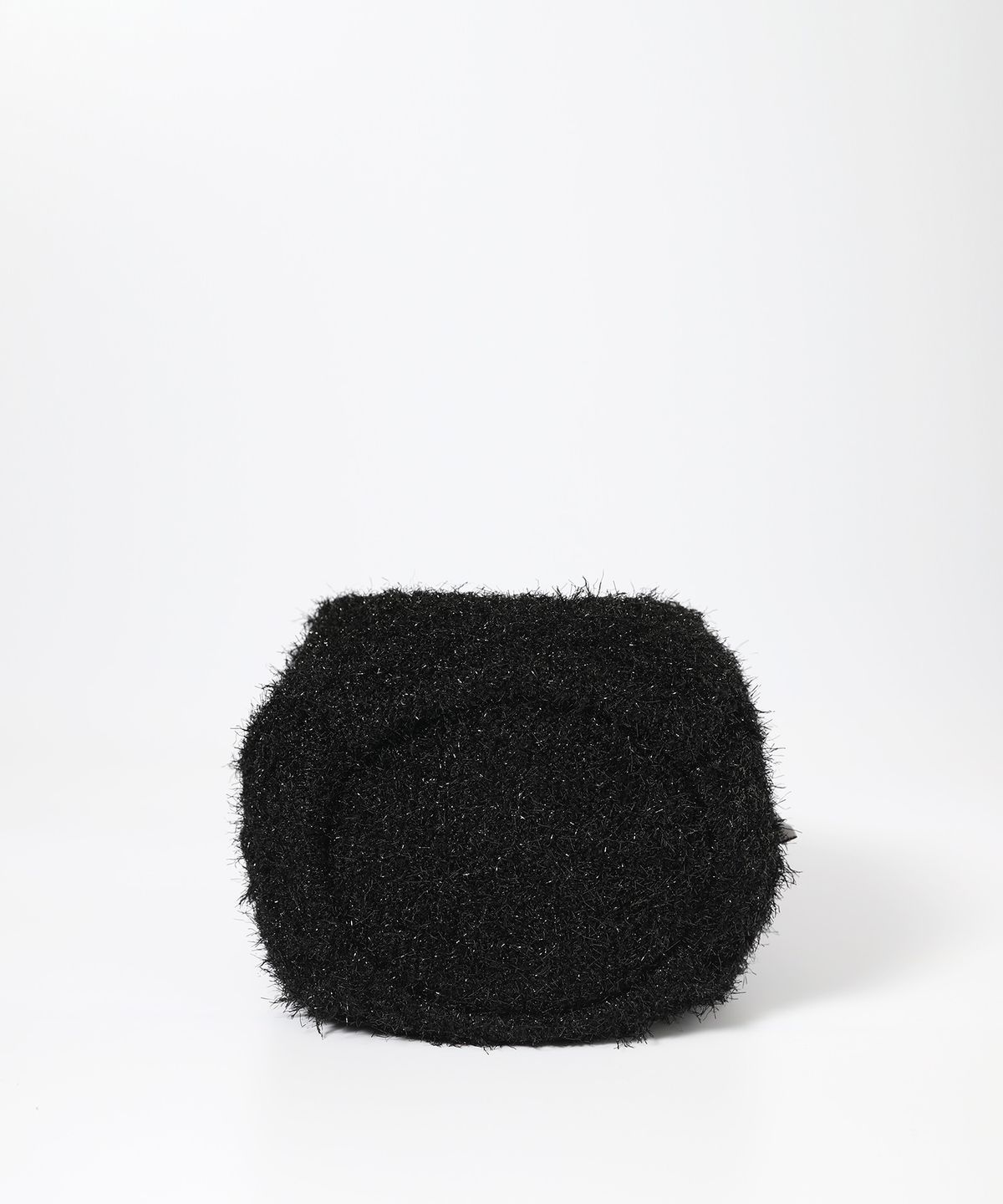 옐로우스톤(YELLOWSTONE) Acrylic Pearl Dumpling Wrist bag - Black