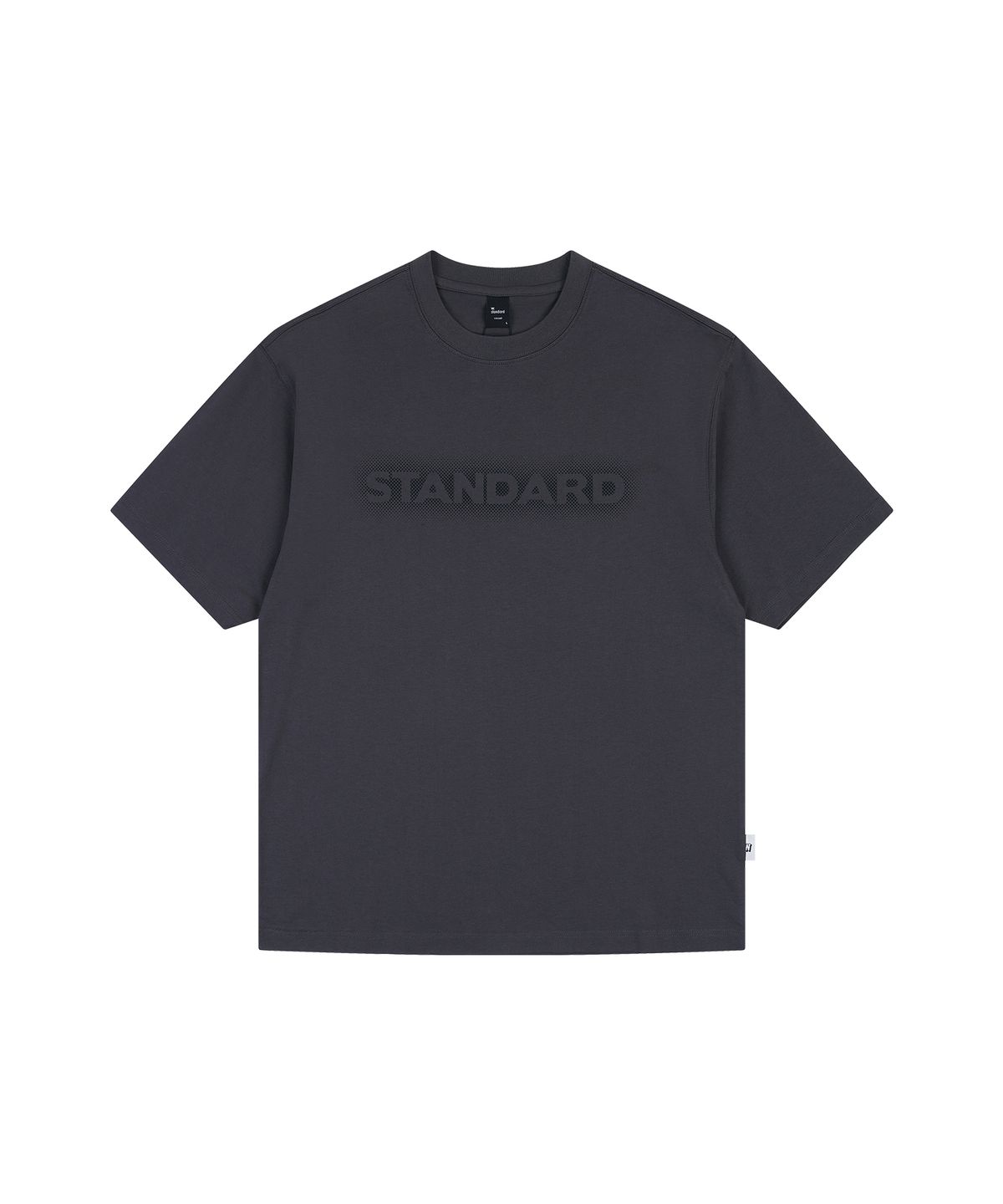 더블유스탠다드(W STANDARD) 스탠다드 망점 로고 반팔 티셔츠 [7 COLOR]