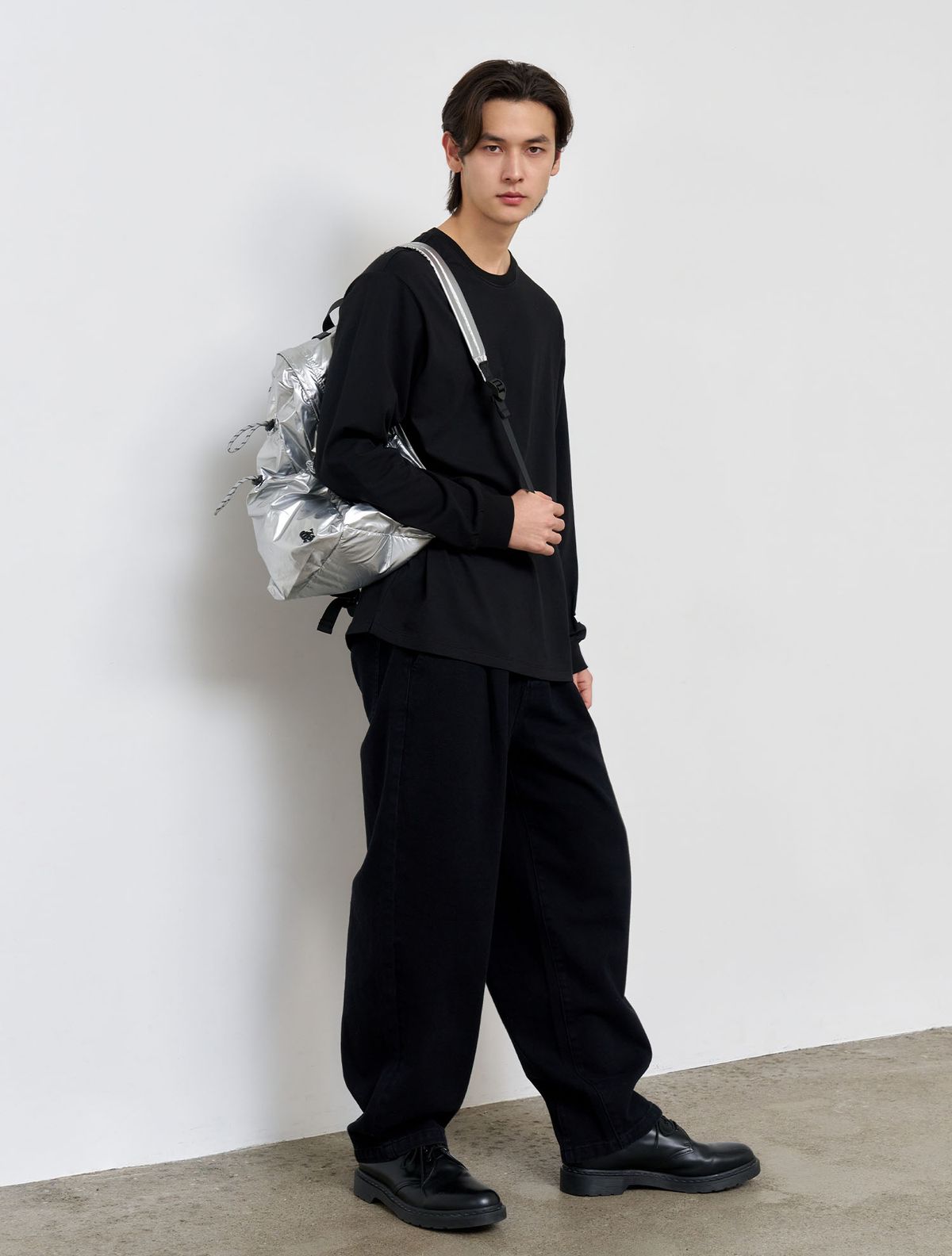 제너럴아이디어(GENERALIDEA) UNISEX 쿨링 롱 슬리브 티 [BLACK] / SBE1U01004