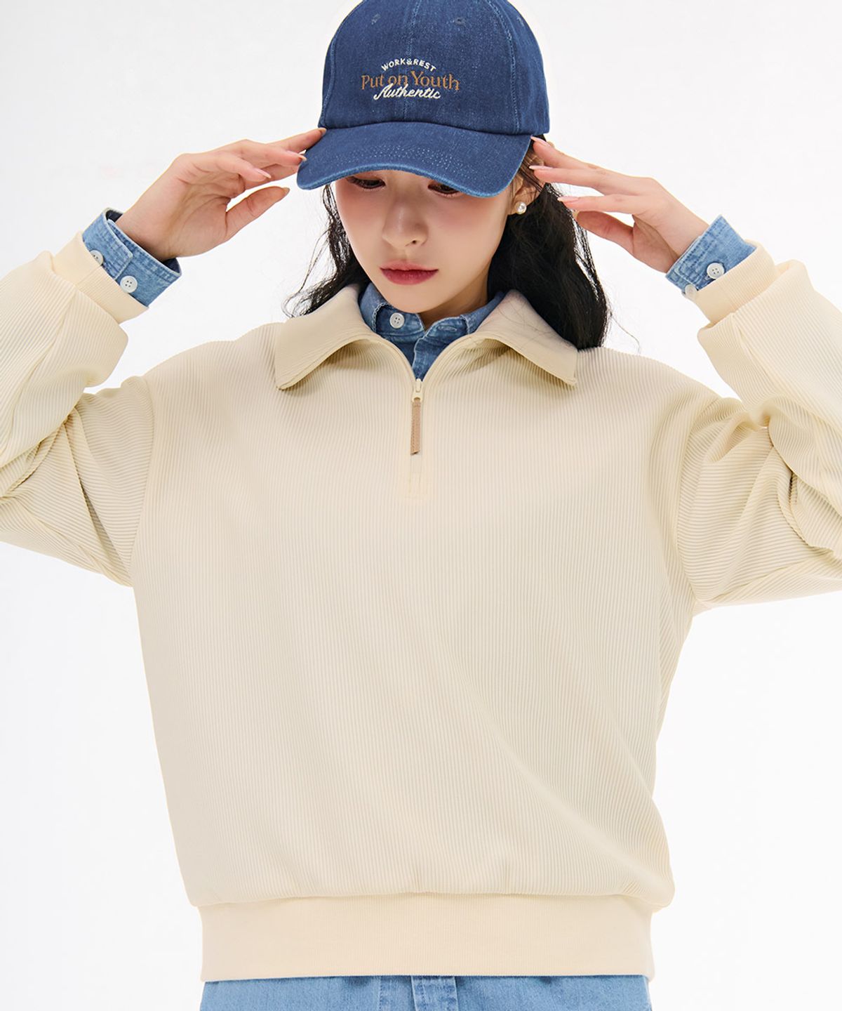 체이스컬트(CHASECULT) 여성 골지 반집업 맨투맨 티셔츠-아이보리