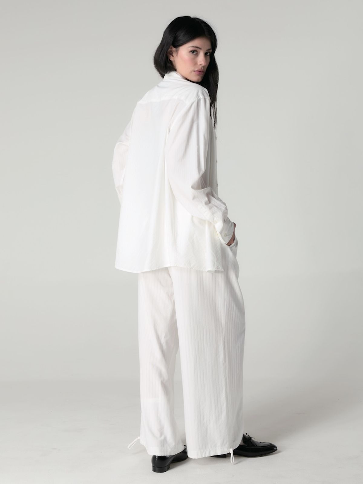 글로니(GLOWNY) WILLY POP PANTS (WHITE STRIPE)