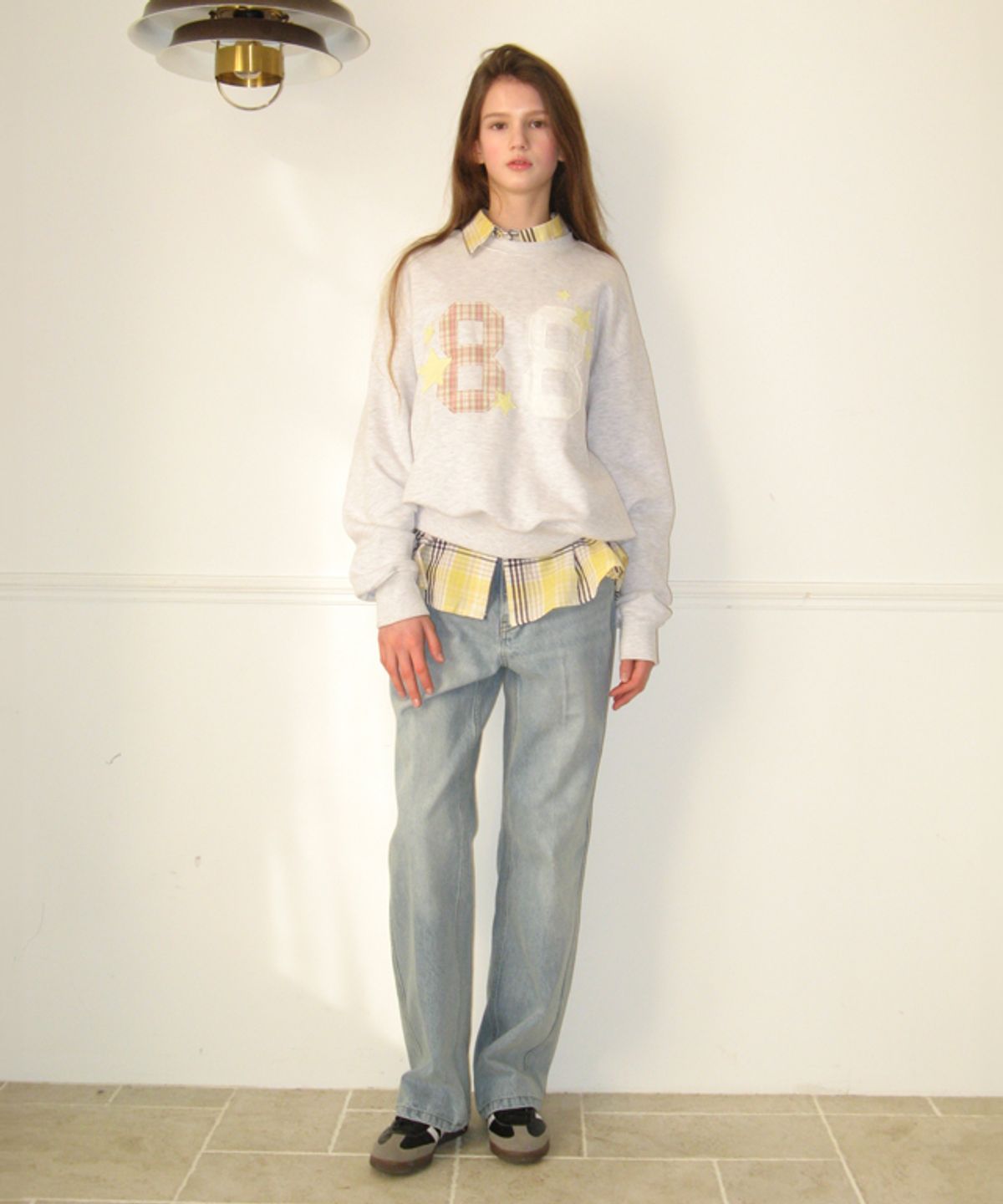 론론(RONRON) 88 STAR MIXED APPLIQUE SWEATSHIRT WHITE MELANGE