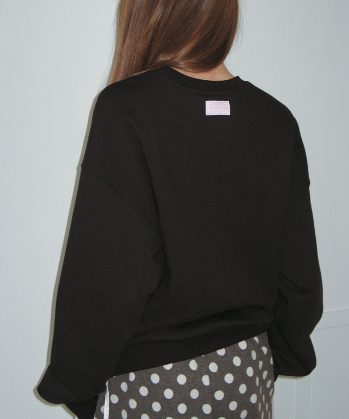 론론(RONRON) 88 STAR MIXED APPLIQUE SWEATSHIRT BLACK