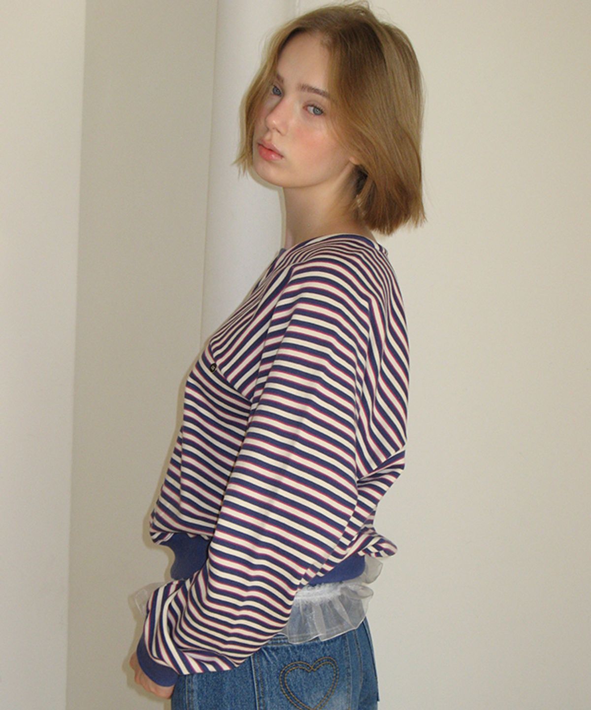 론론(RONRON) PENDANT V NECK STRIPE SWEATSHIRT BLUE
