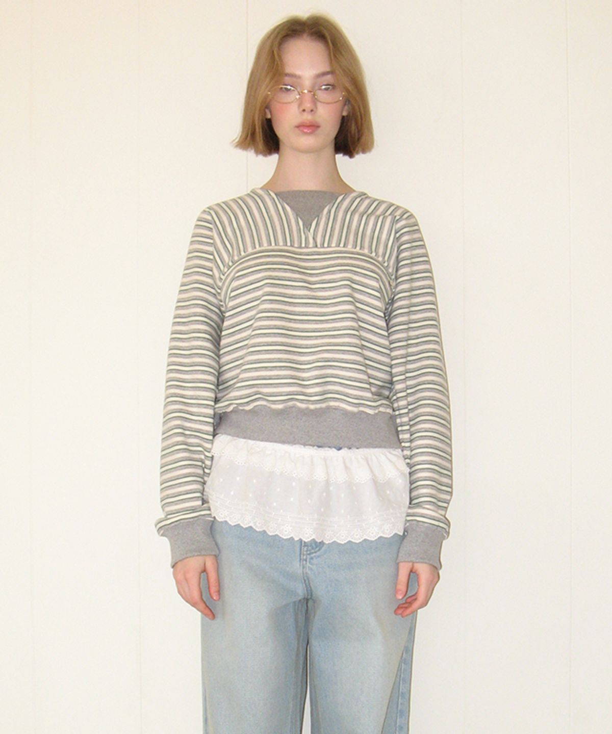 론론(RONRON) PENDANT V NECK STRIPE SWEATSHIRT GREY