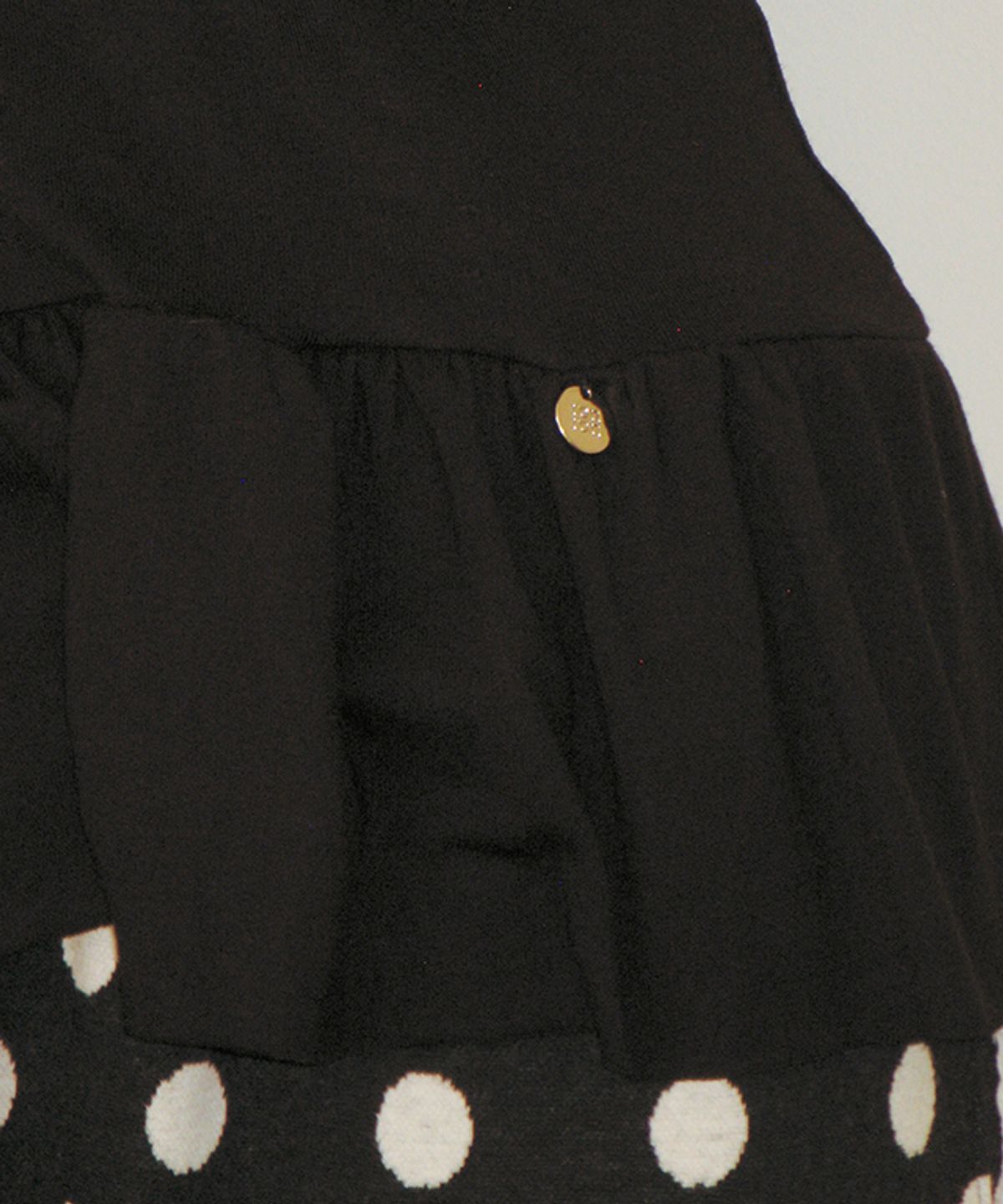 론론(RONRON) PENDANT RUFFLE LAYERED SLIM LONG SLEEVE BLACK