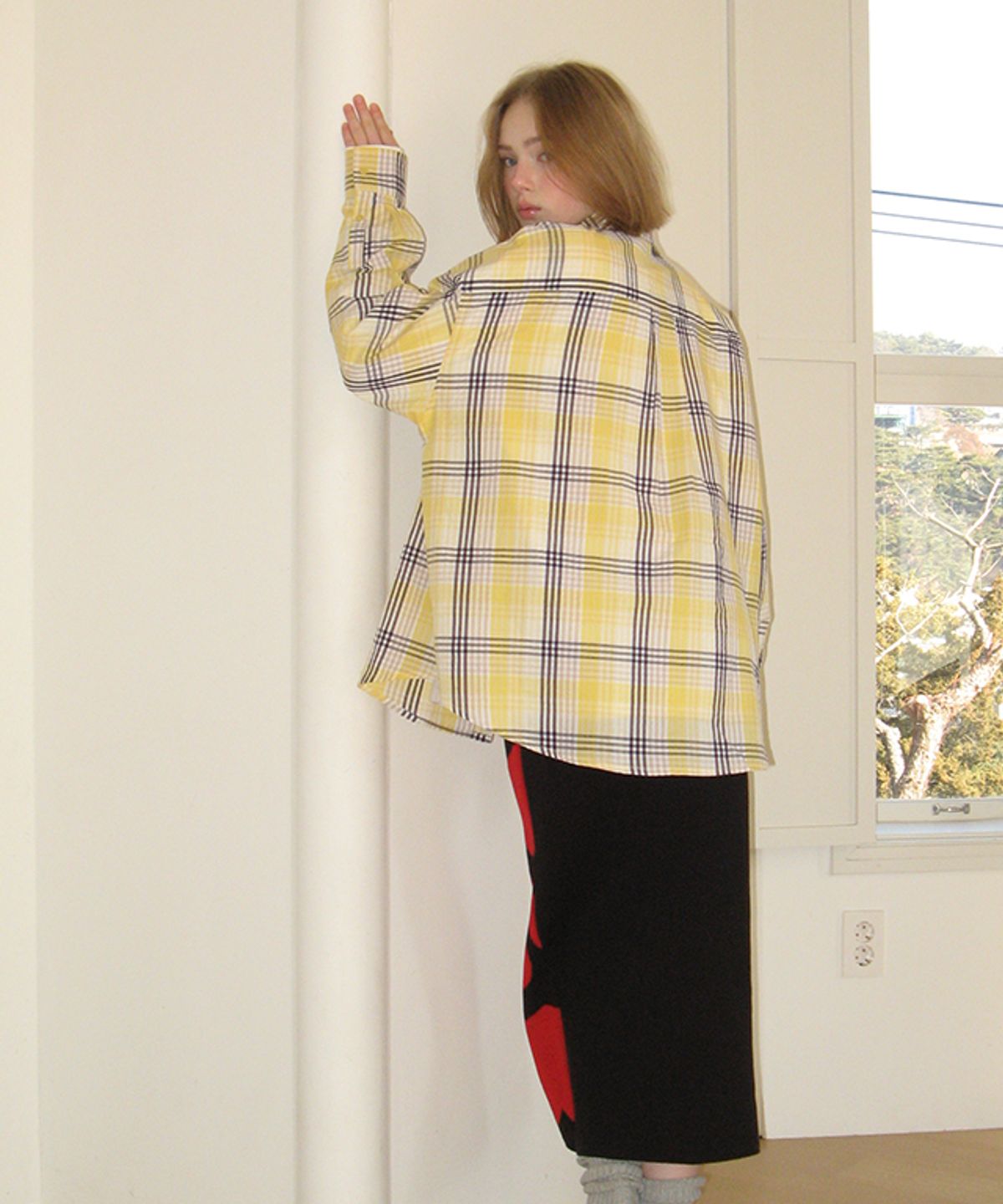 론론(RONRON) CHECK STITCH HEART POCKET OVER FIT SHIRT YELLOW