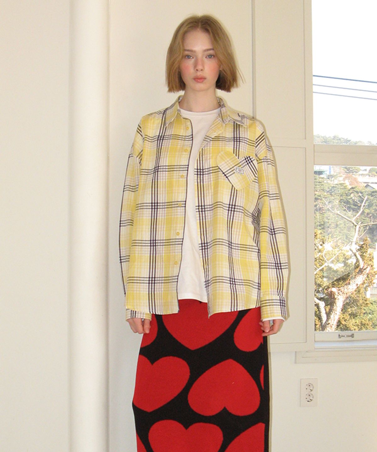론론(RONRON) CHECK STITCH HEART POCKET OVER FIT SHIRT YELLOW