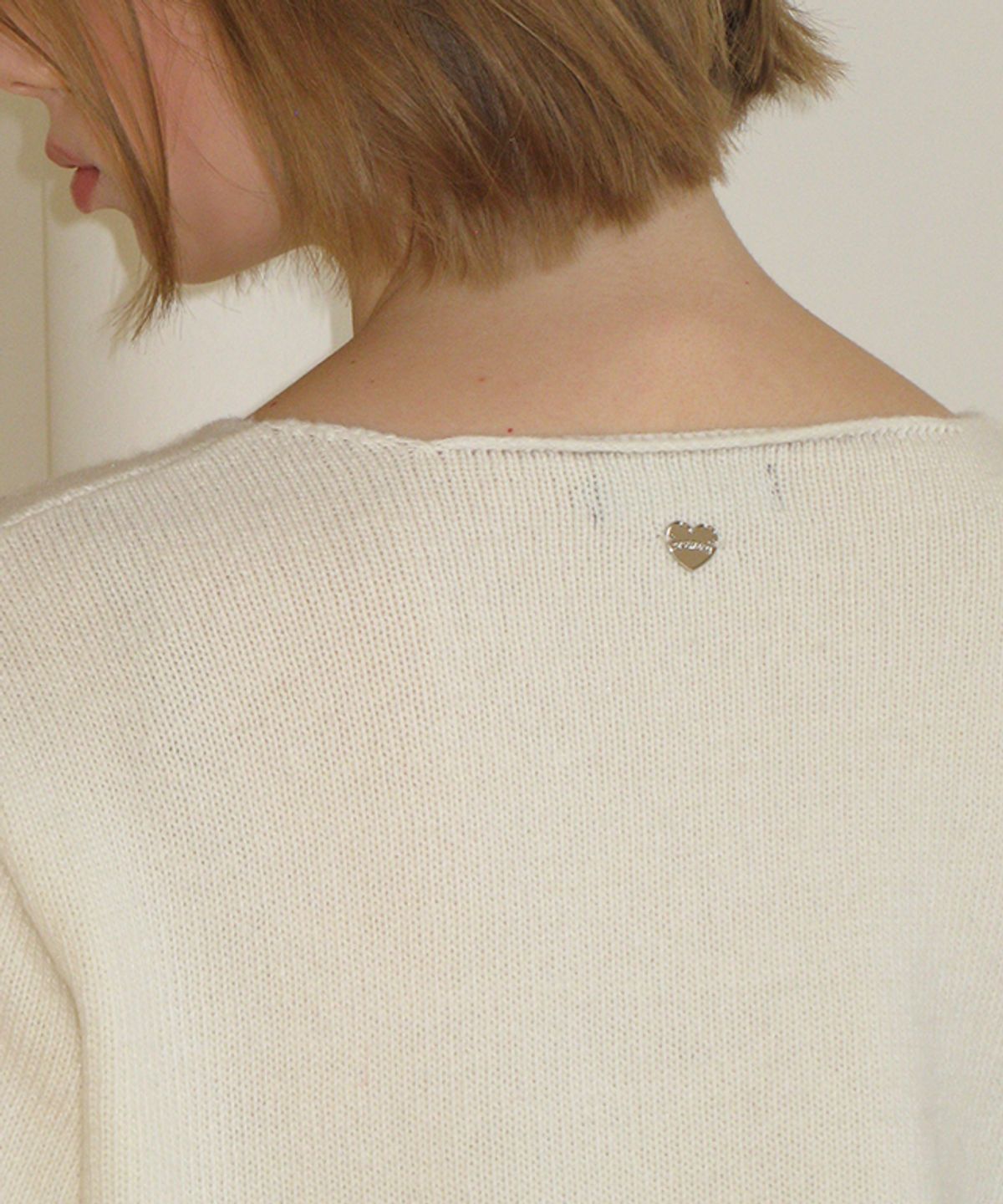 론론(RONRON) KNOT V NECK SHORT SLEEVE KNIT IVORY
