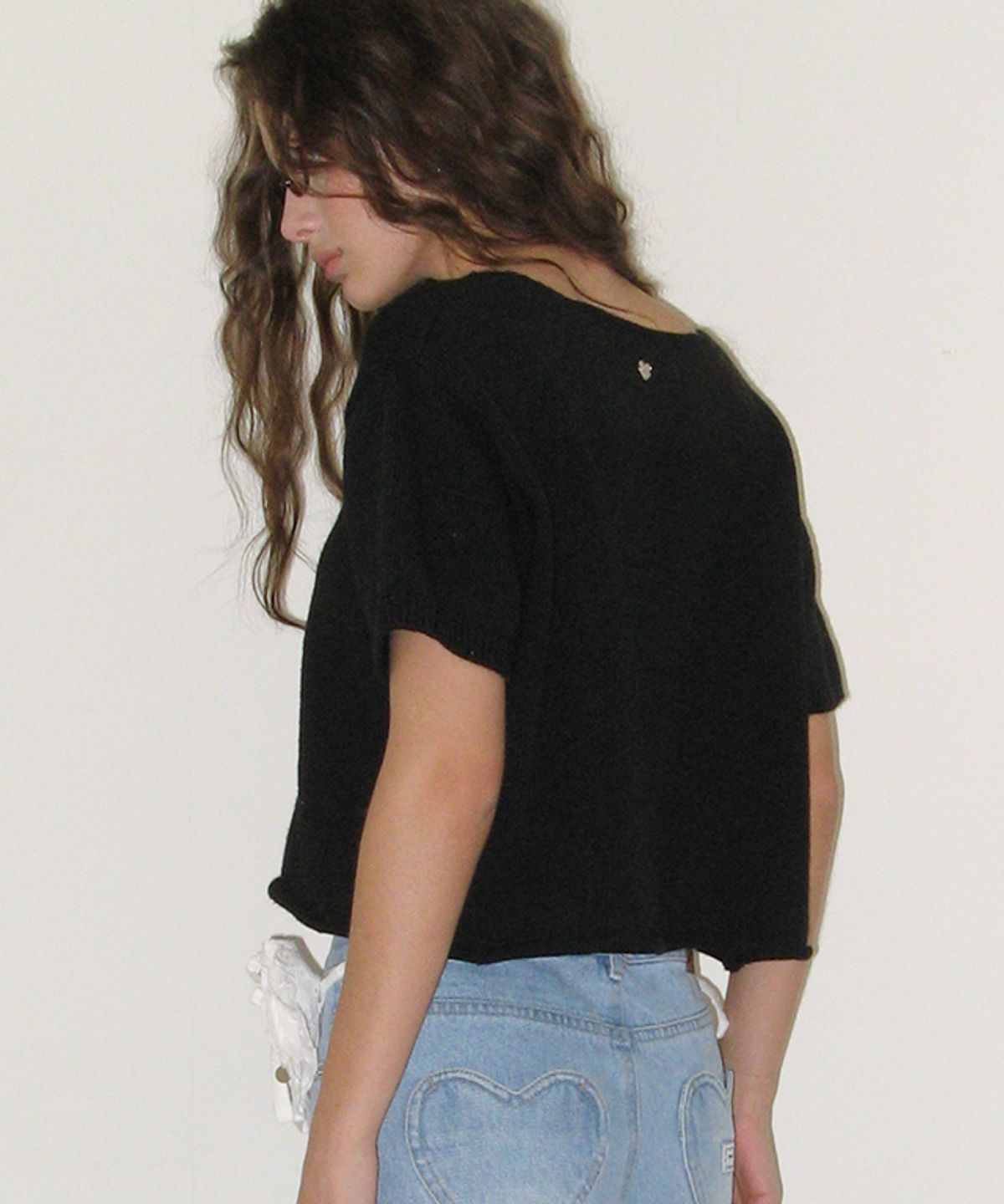론론(RONRON) KNOT V NECK SHORT SLEEVE KNIT BLACK