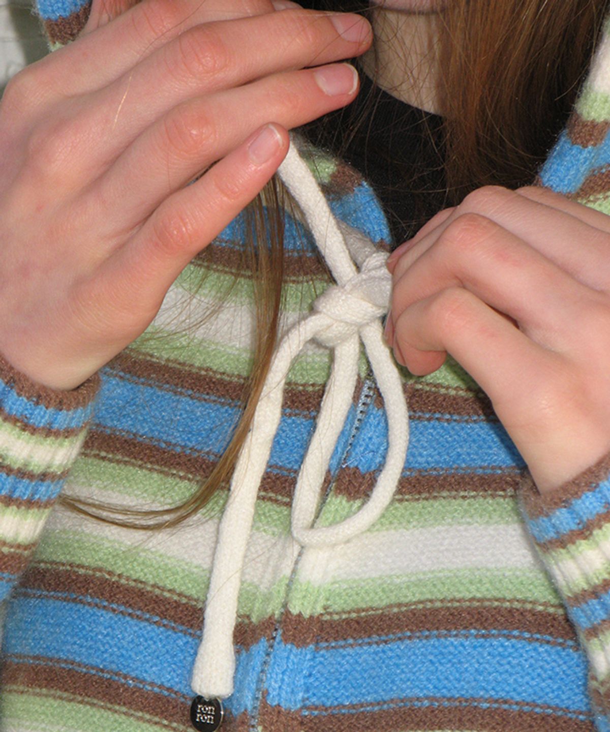 론론(RONRON) MULTI CANDY KNIT HOODIE ZIP UP BLUE STRIPE