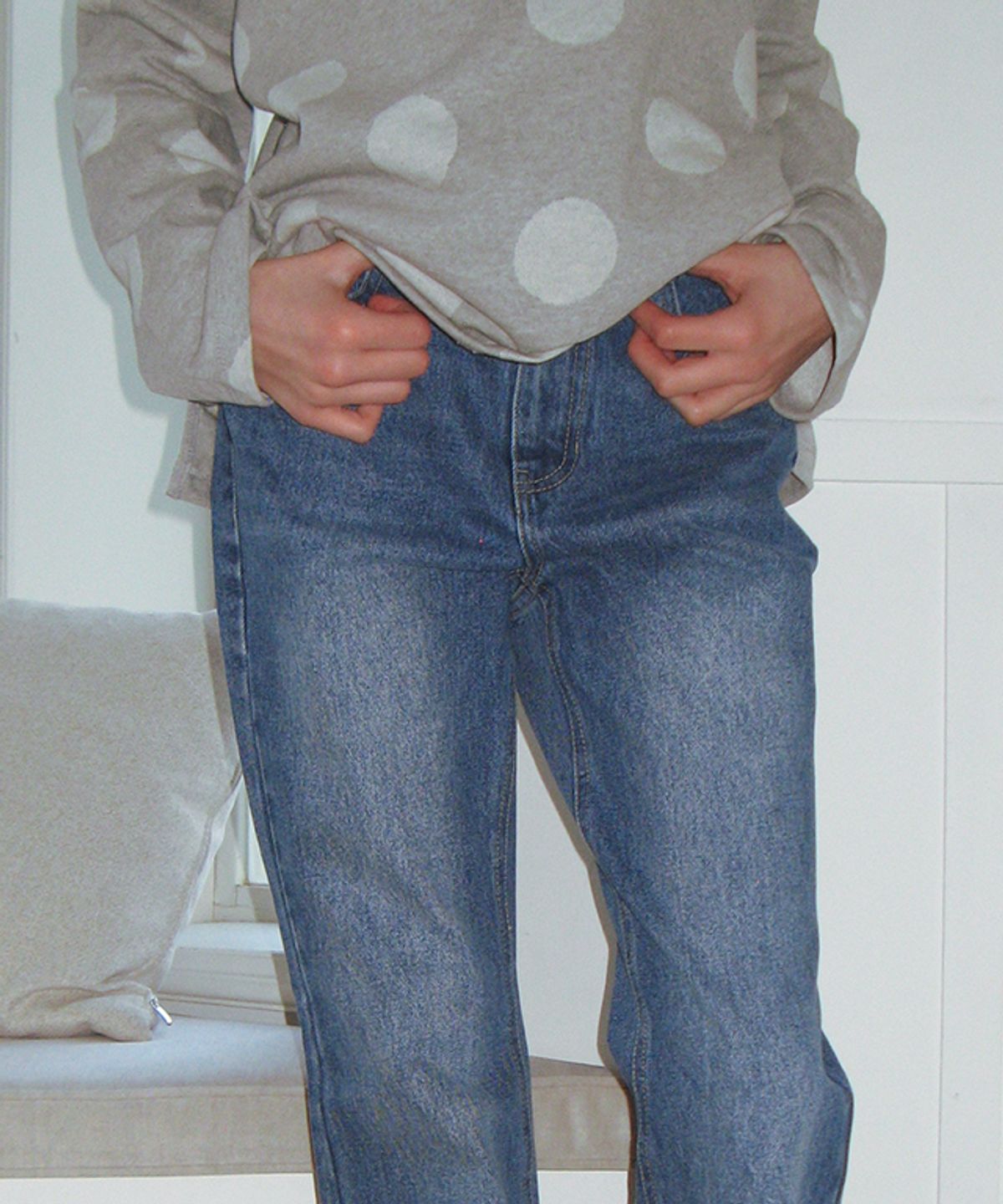 론론(RONRON) BACK HEART STITCH POCKET BOOTSCUT DENIM PANTS MEDIUM BLUE