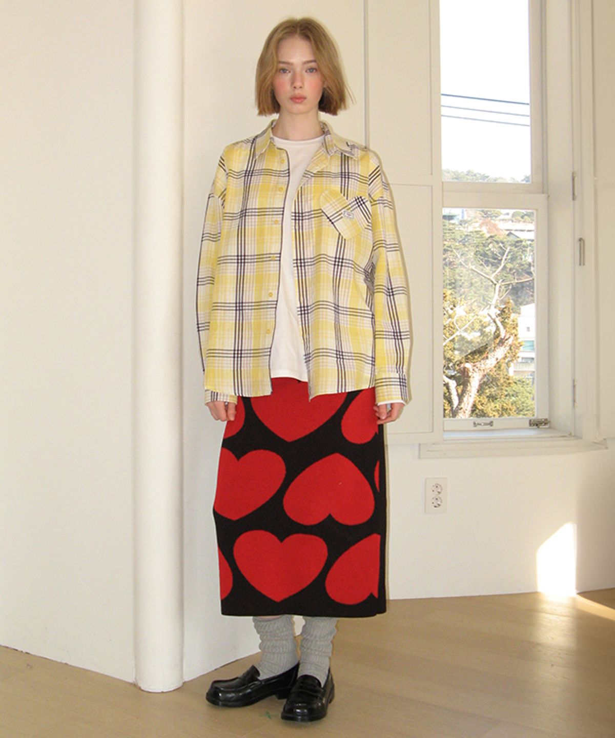 론론(RONRON) HEART PATTERN KNIT BANDING SKIRT BLACK RED