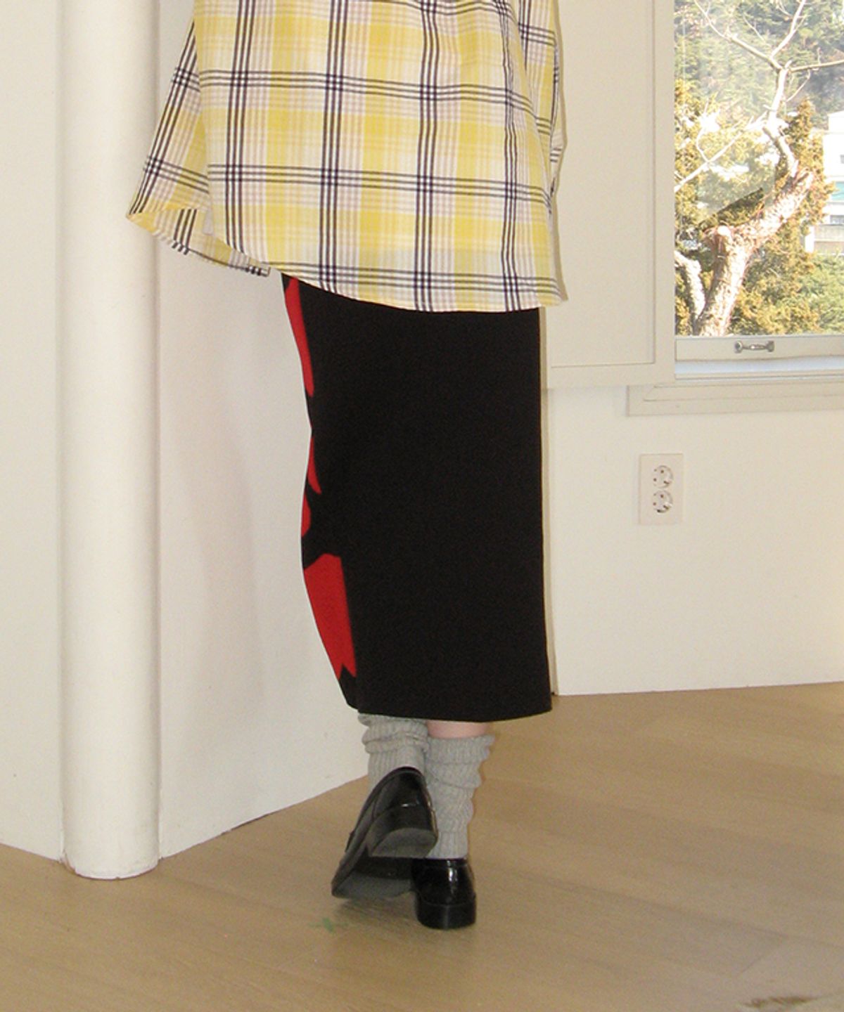 론론(RONRON) HEART PATTERN KNIT BANDING SKIRT BLACK RED