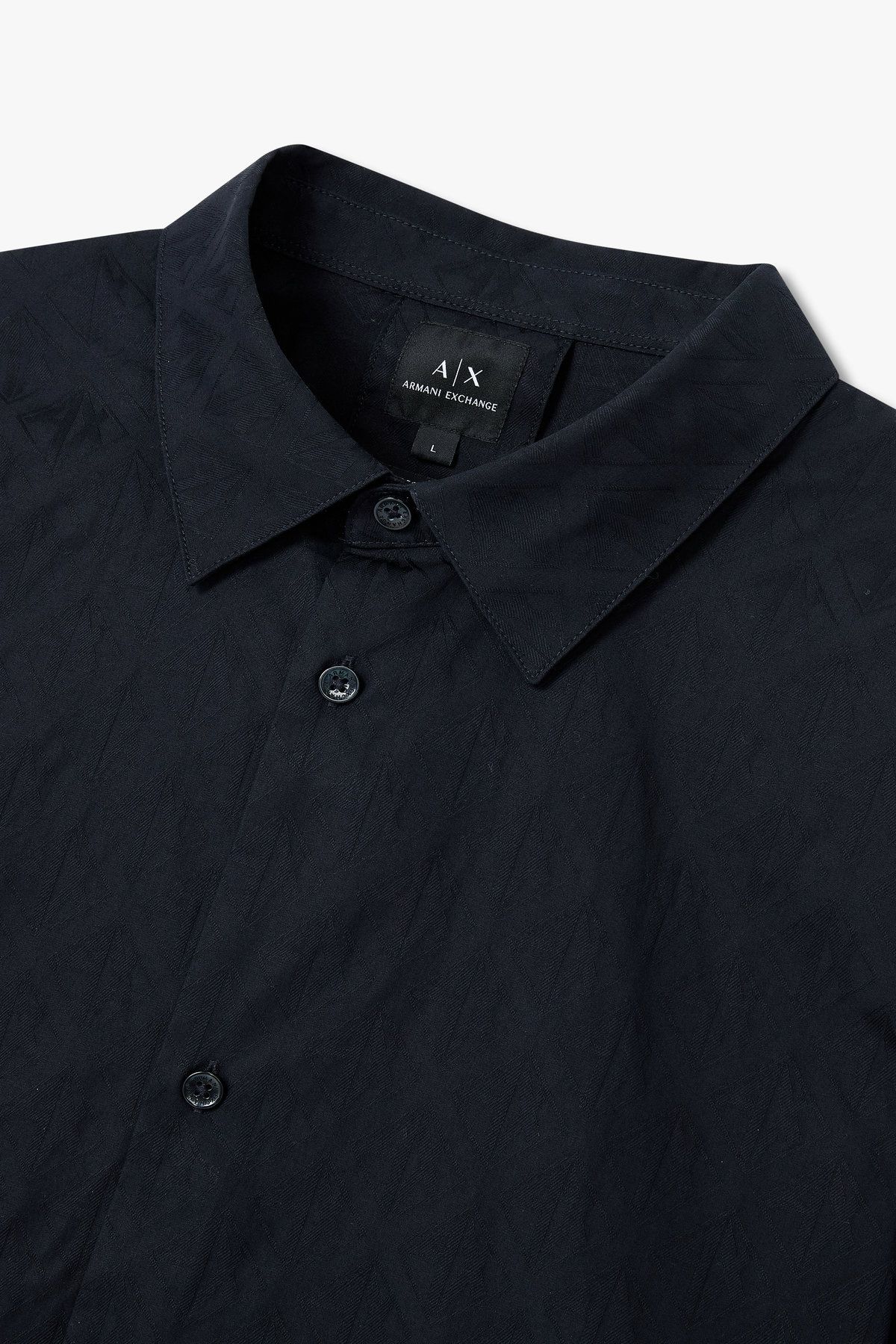 아르마니 익스체인지(ARMANI EXCHANGE) 남성 로고 패턴 코튼 셔츠_블랙 A415120003