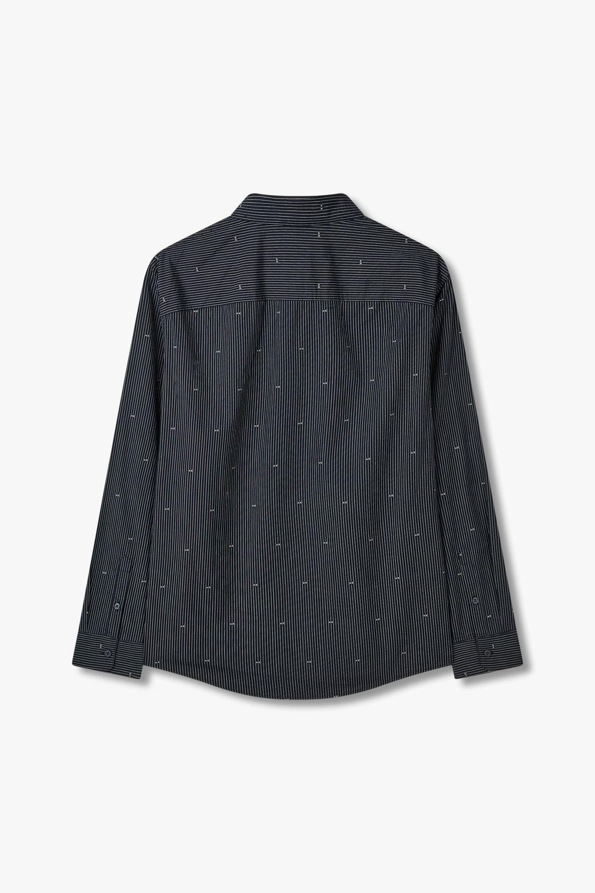 아르마니 익스체인지(ARMANI EXCHANGE) 남성 스트라이프 로고 패턴 셔츠_다크 네이비 A415120015