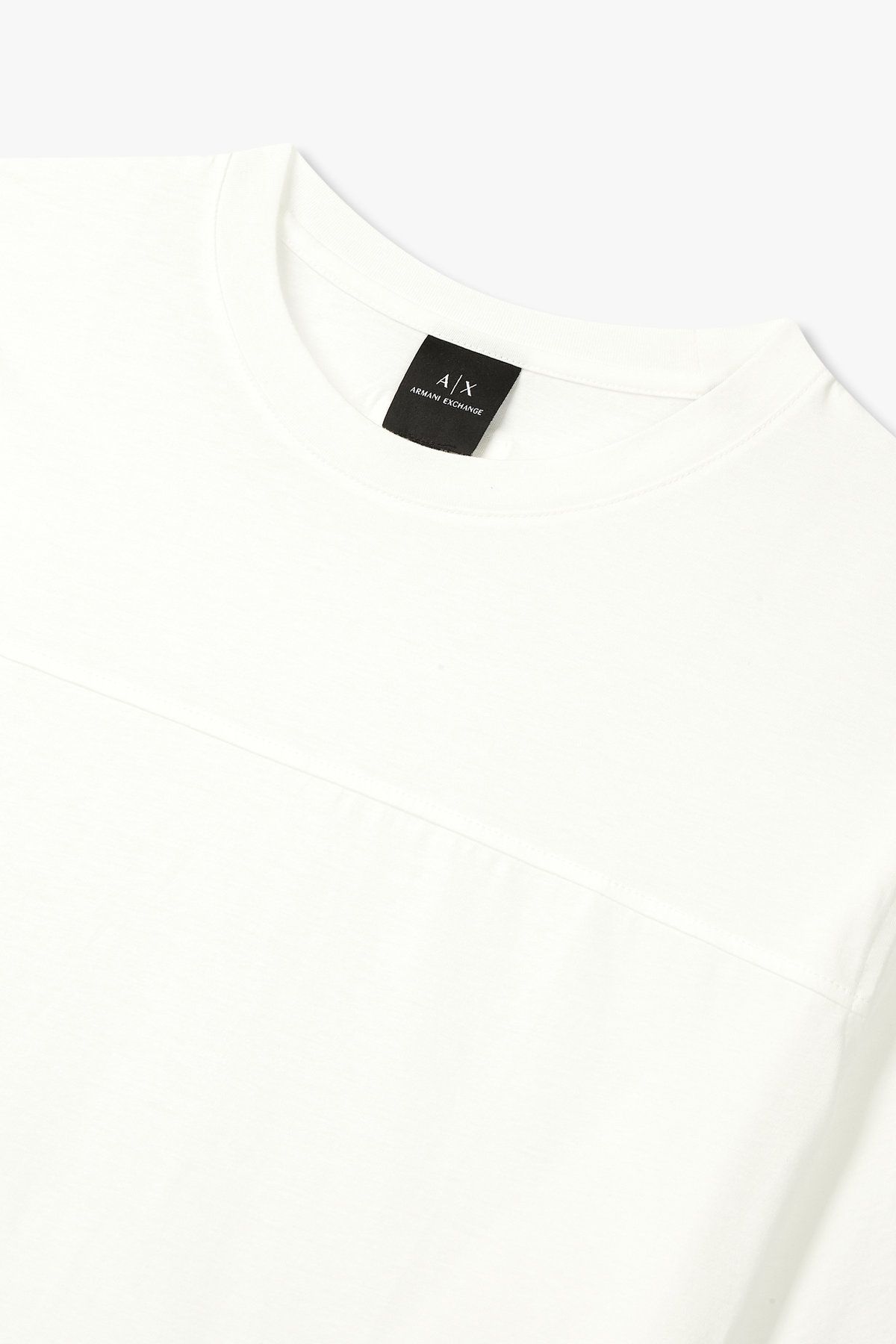 아르마니 익스체인지(ARMANI EXCHANGE) 남성 절개 디테일 크루넥 티셔츠_오프 화이트 A415130004