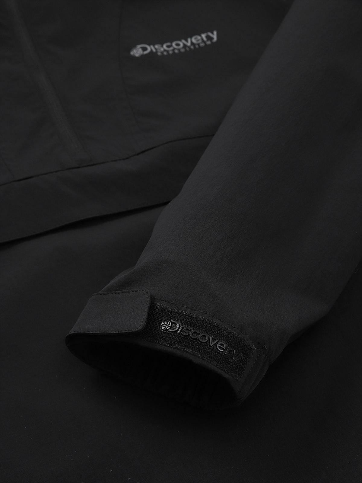 디스커버리 익스페디션(DISCOVERY EXPEDITION) 프레시벤트 여성 폴튼 경량 트레이닝 아노락 (BLACK)