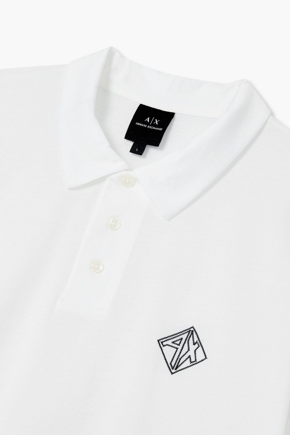 아르마니 익스체인지(ARMANI EXCHANGE) 남성 아웃 라인 로고 폴로 셔츠_오프 화이트 A415131005