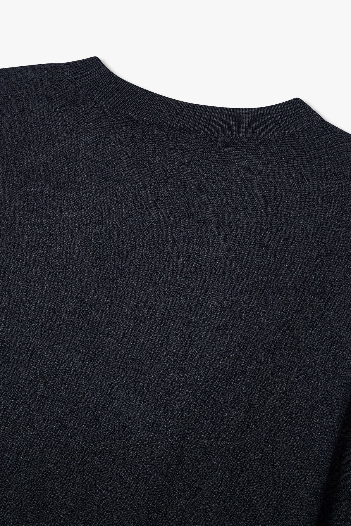 아르마니 익스체인지(ARMANI EXCHANGE) 남성 로고 패턴 크투넥 스웨터_다크 네이비 A415132006