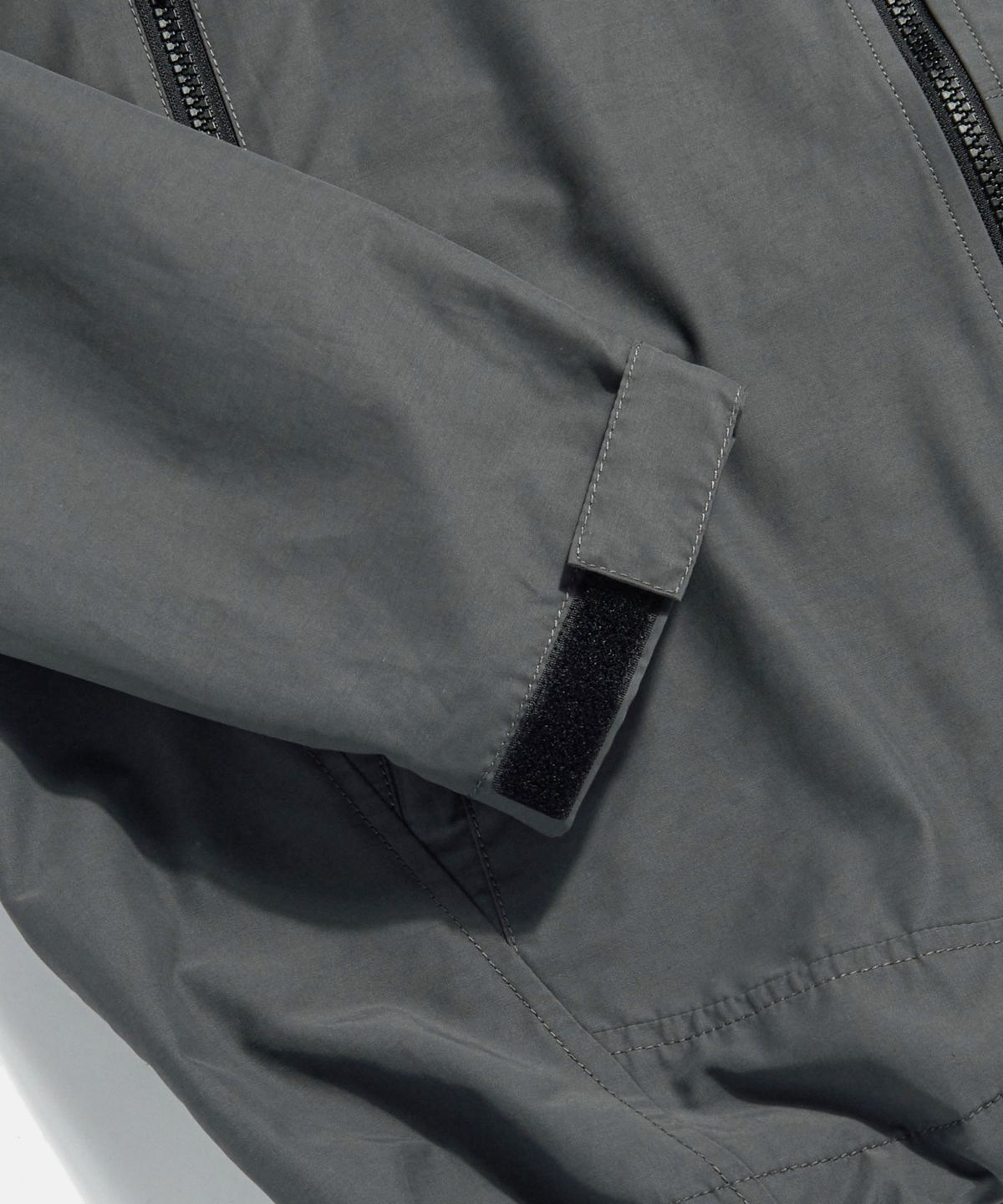 에스피오나지(ESPIONAGE) Mountain Wind Parka Asphalt