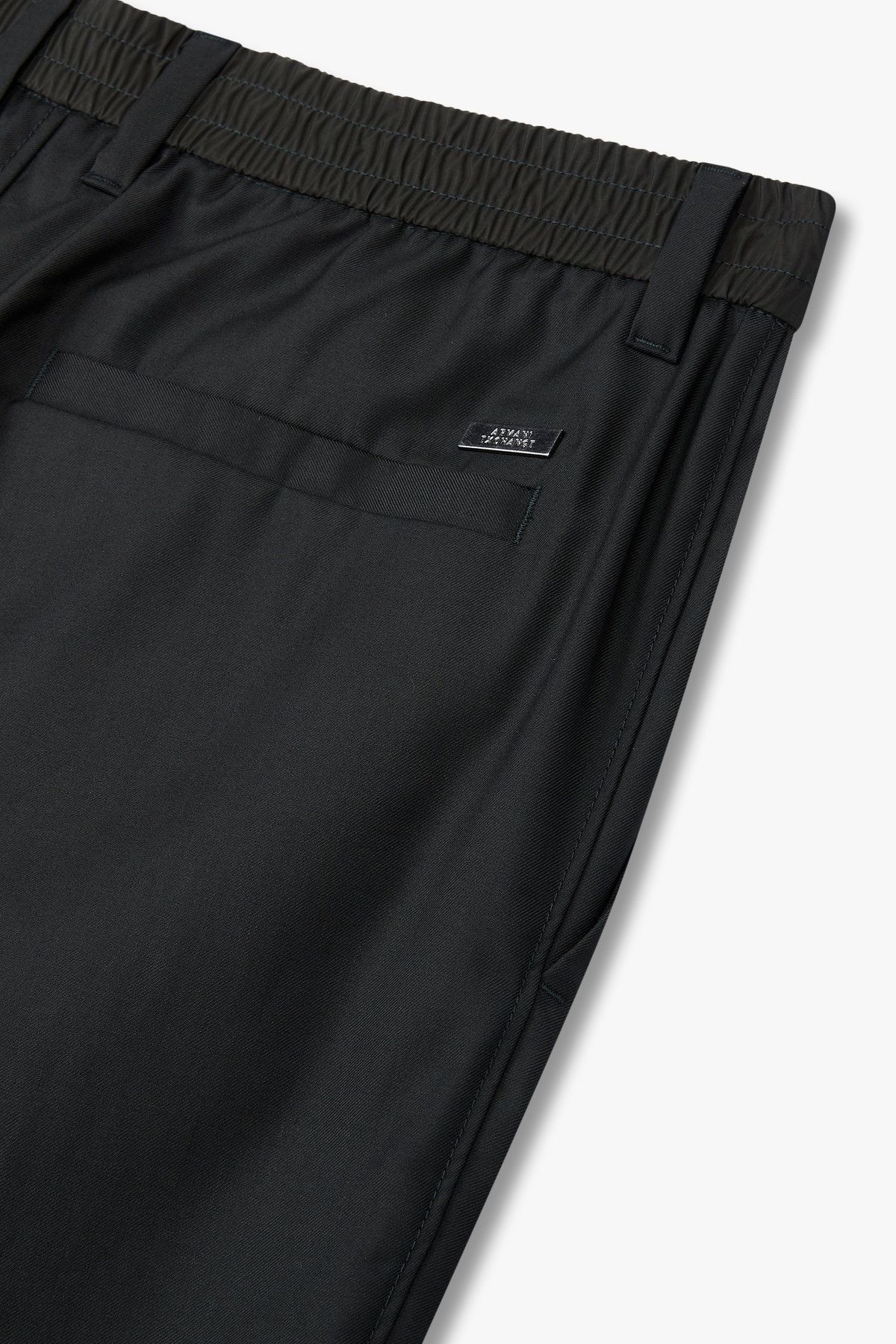 아르마니 익스체인지(ARMANI EXCHANGE) 남성 폴리 블렌드 배색 웨이스트 팬츠_다크 그린 A415142003