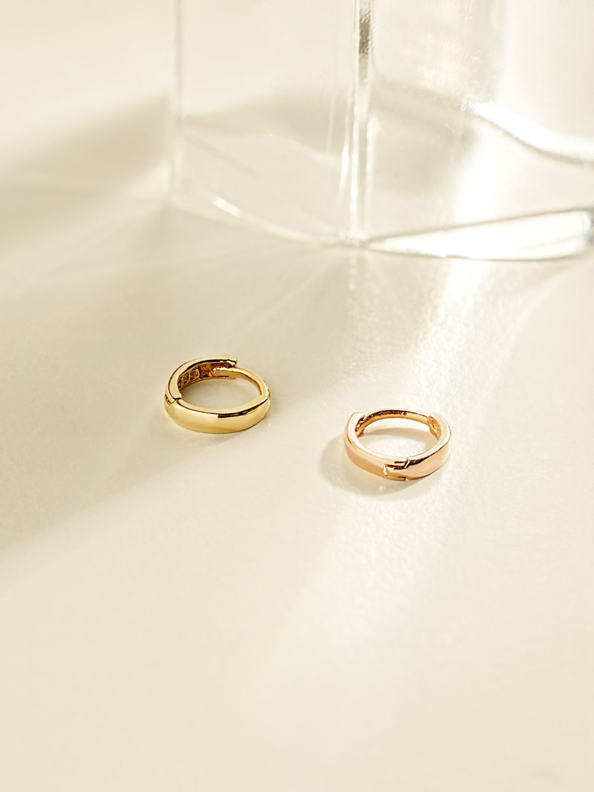 미니멀피어싱(MINIMALPIERCING) 14K 18K 미니 귓바퀴 플랫 원터치 링 귀걸이