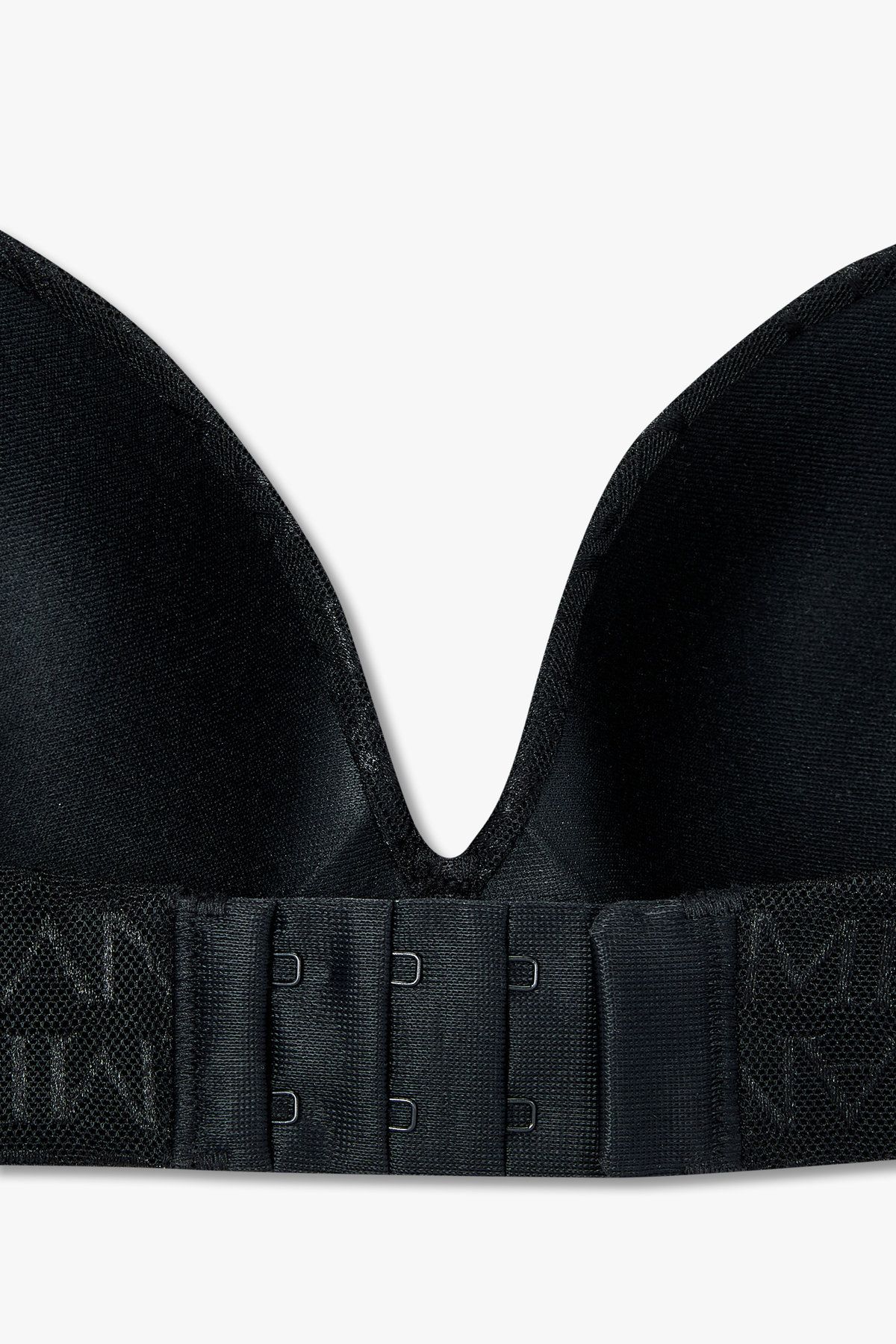 엠포리오 아르마니 언더웨어(EMPORIO ARMANI UNDERWEAR) 여성 로고 메쉬 패디드 트라이앵글 브라_블랙 0825181502