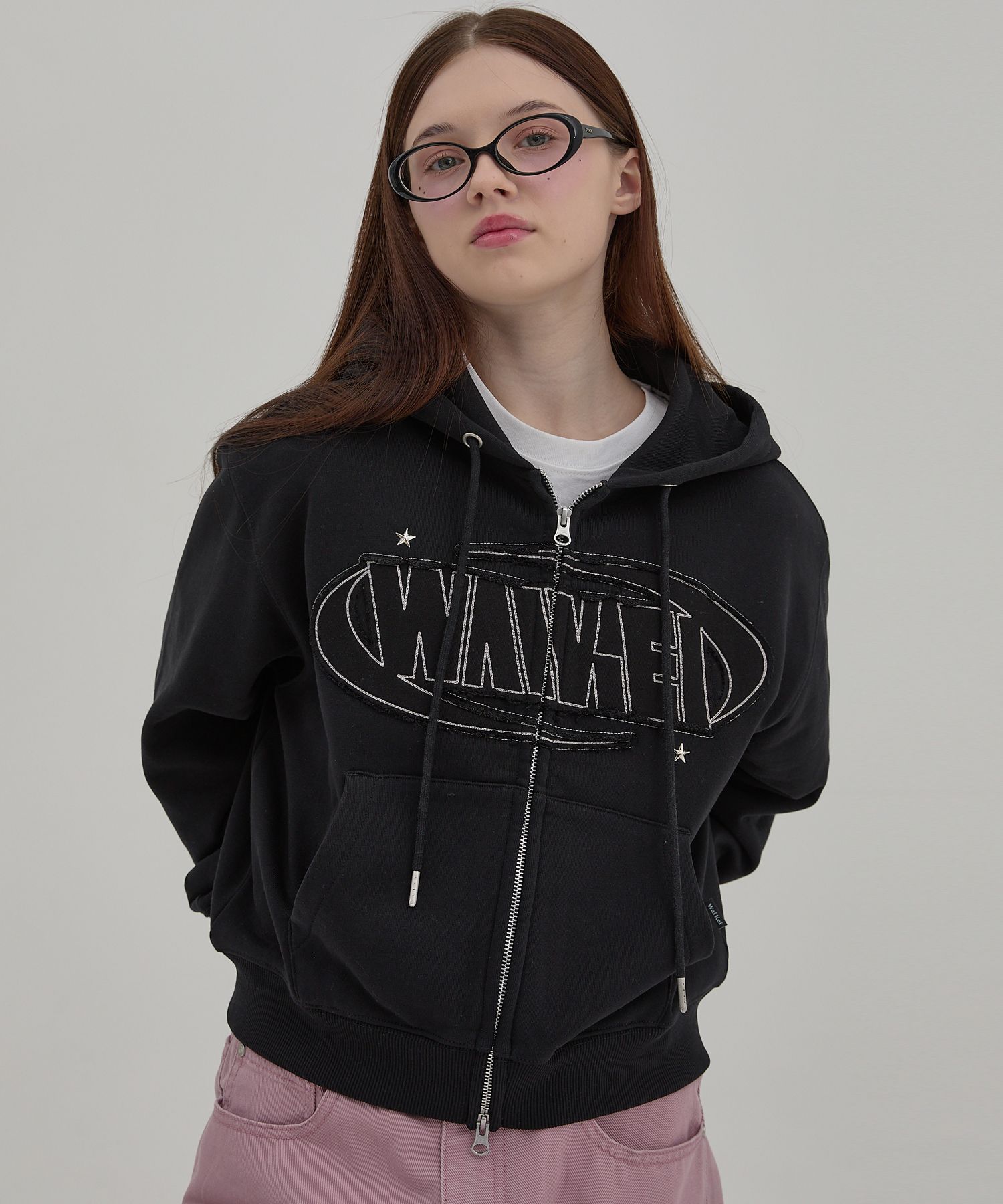 Seventeen着用Wai KeiのLogo Applique Hooded Zip-Up 全3色 MUSINSA | WAI KEI Logo Applique Hooded Zip-Up Black