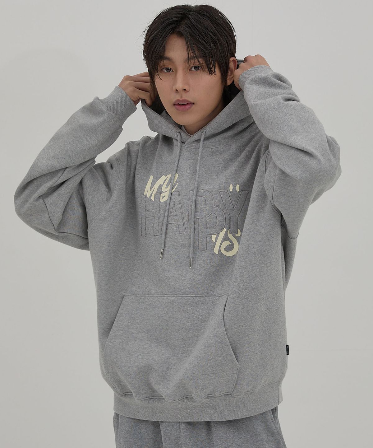 와이케이(WAIKEI) MY HAPPY IS 후드티셔츠 그레이