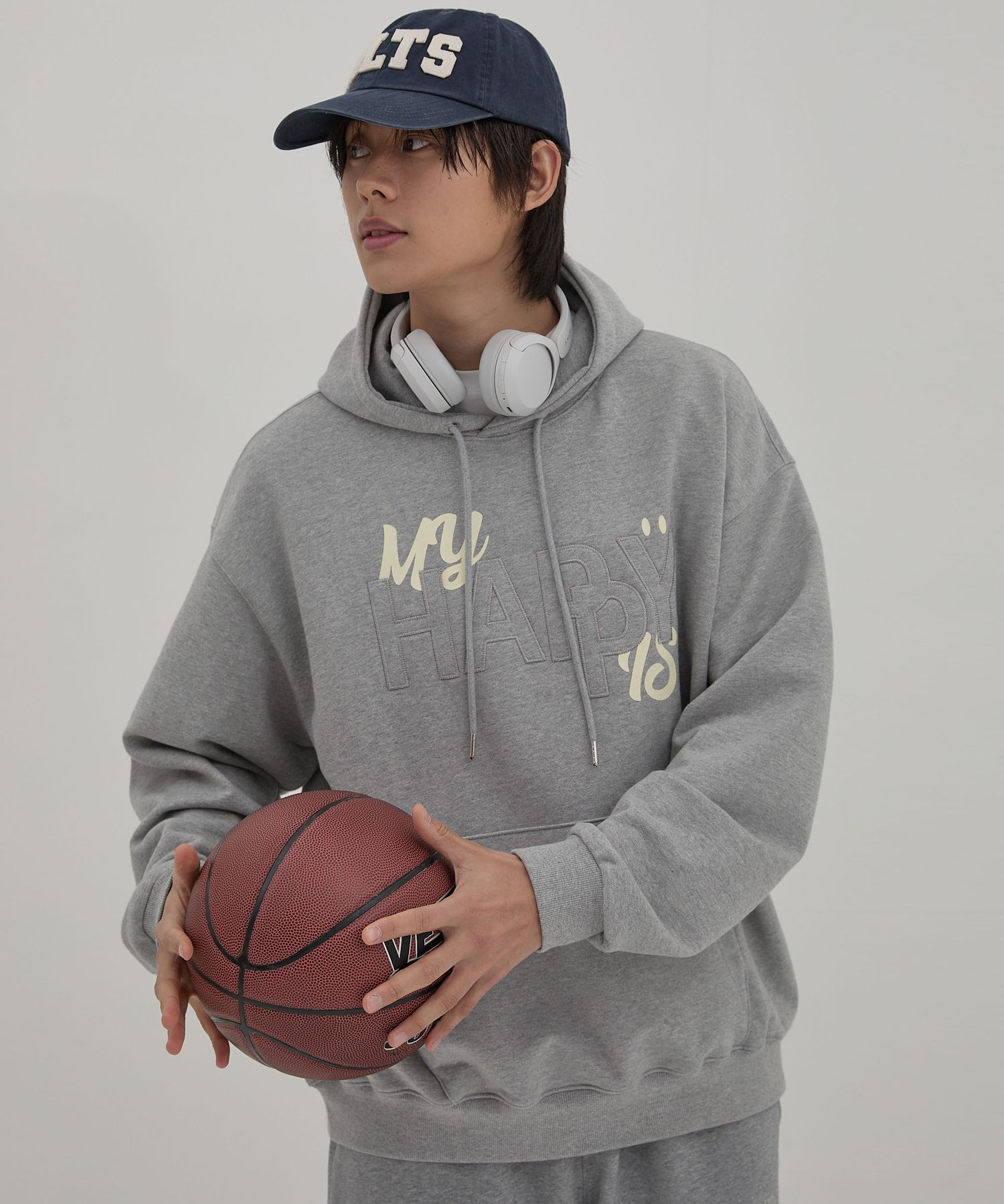 ★Wai Kei★ MY HAPPY IS Hoodie Gray YKBE01TS05-3 MUSINSA | WAI KEI MY HAPPY IS Hoodie Gray
