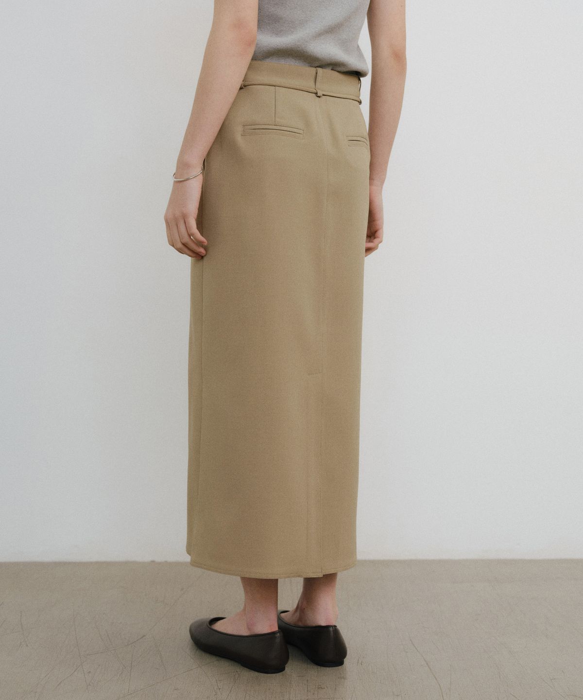 유라고(URAGO) H-line string long skirt