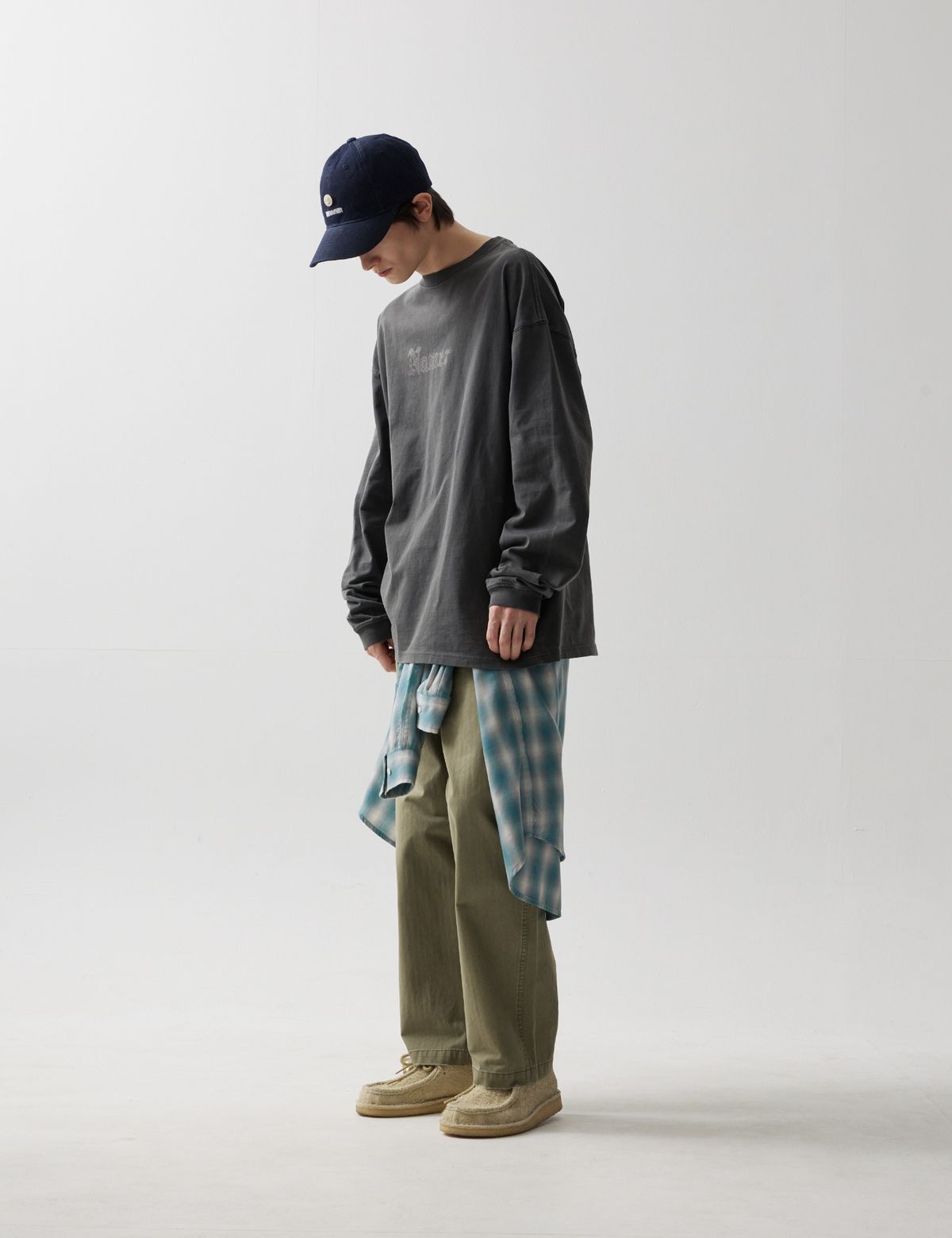 네이머클로딩(NAMERCLOTHING) OLD ENGLISH L/S T-SHIRT CHARCOAL