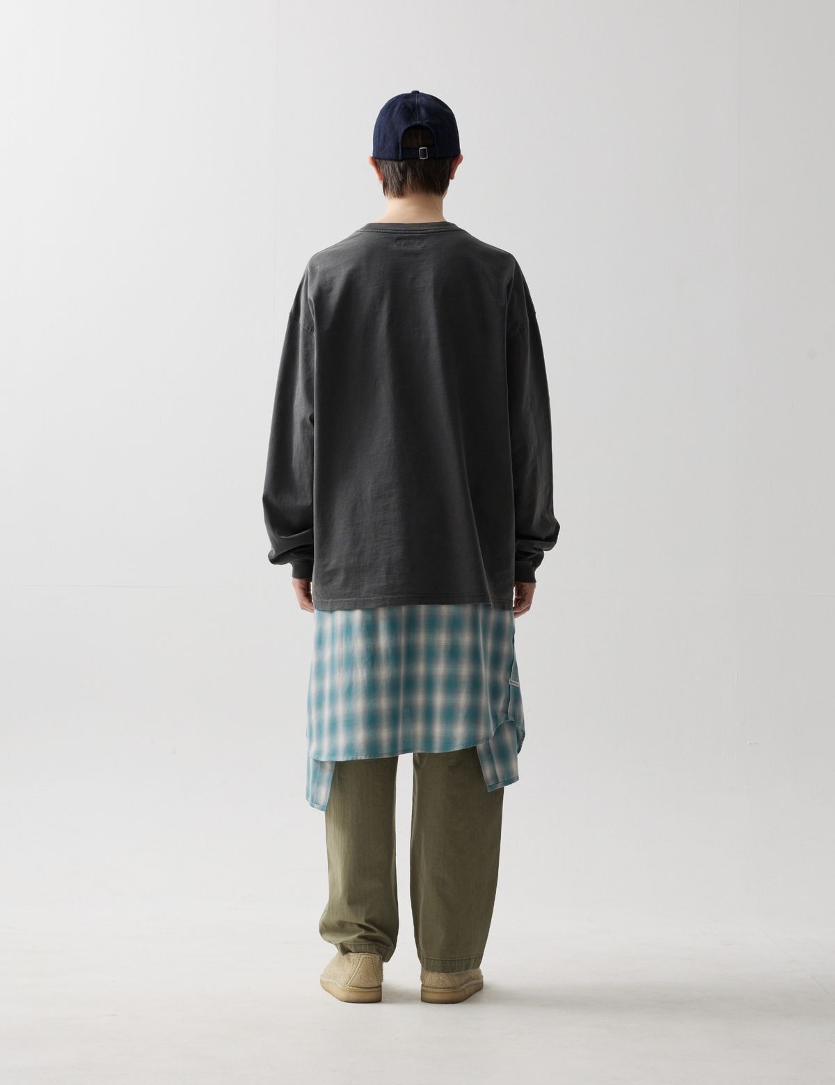 네이머클로딩(NAMERCLOTHING) OLD ENGLISH L/S T-SHIRT CHARCOAL