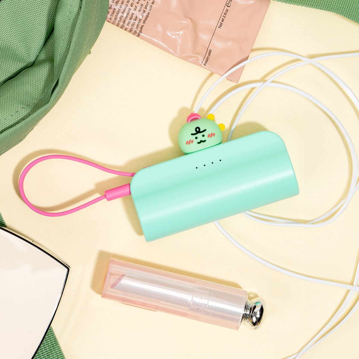 카카오프렌즈 파트너(KAKAOFRIENDS PARTNERS) 니니즈 죠르디 볼캡 도킹형 20W 고속충전 보조배터리 5000mAh(8핀/C타입)