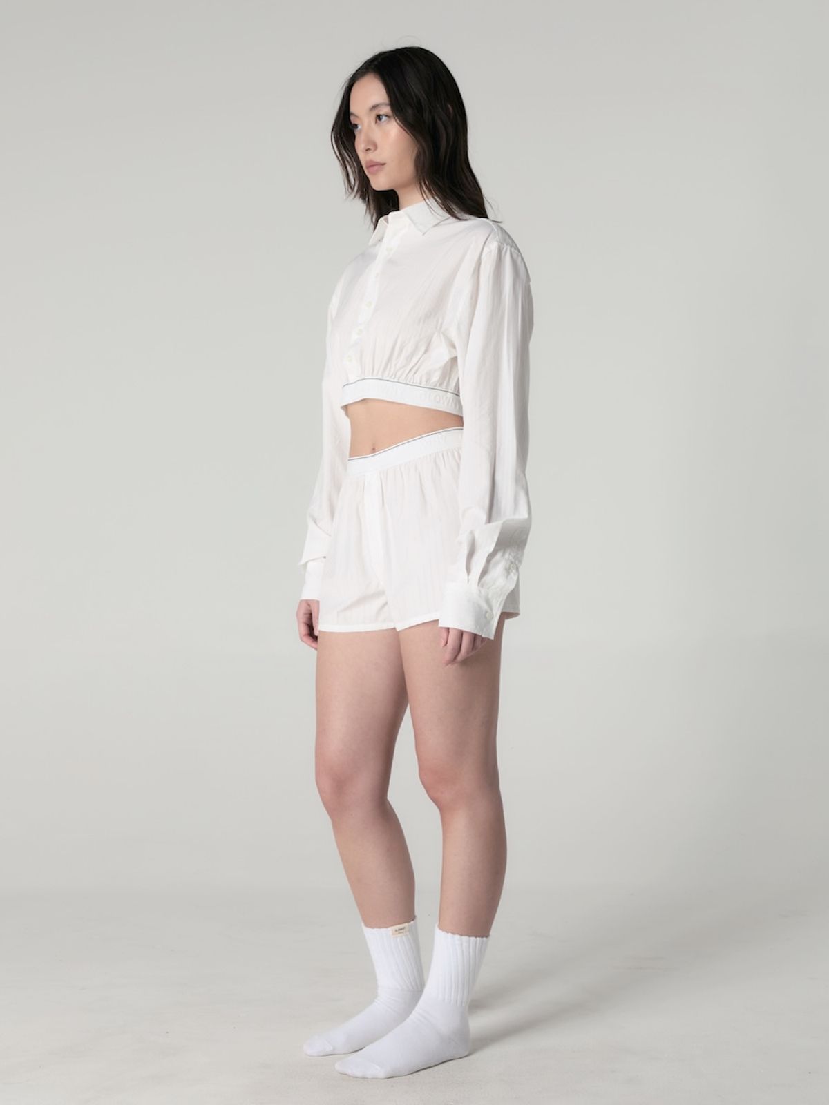 글로니(GLOWNY) WILLY POP SHORTS (WHITE  STRIPE)
