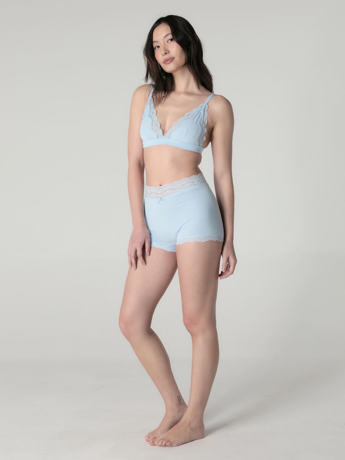 글로니(GLOWNY) ALLURE LACE BOYSHORTS (BABY BLUE)