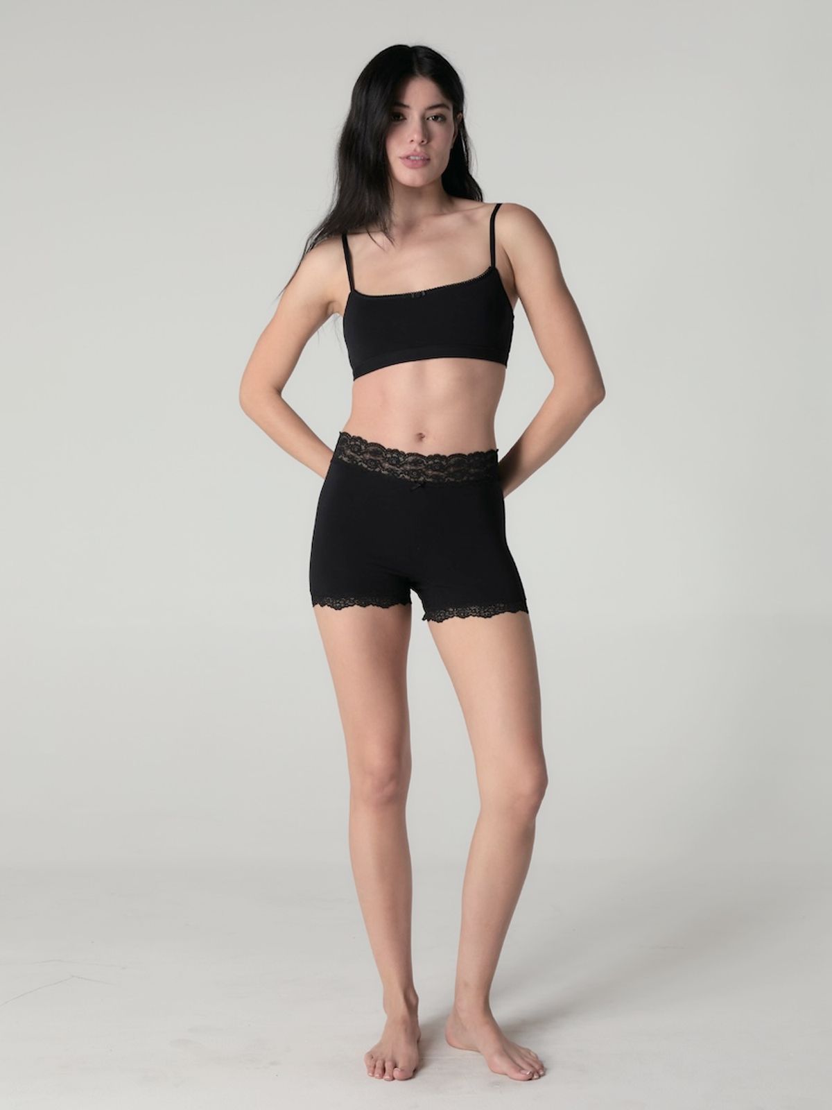 글로니(GLOWNY) ALLURE LACE BOYSHORTS (BLACK)