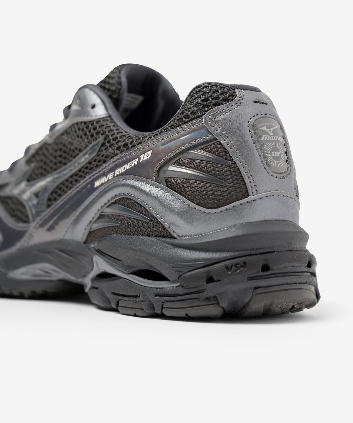 미즈노(MIZUNO) (공용) 웨이브 라이더 10 - 블랙 샌드:블랙 샌드:메탈릭 그레이 / D1GA243108