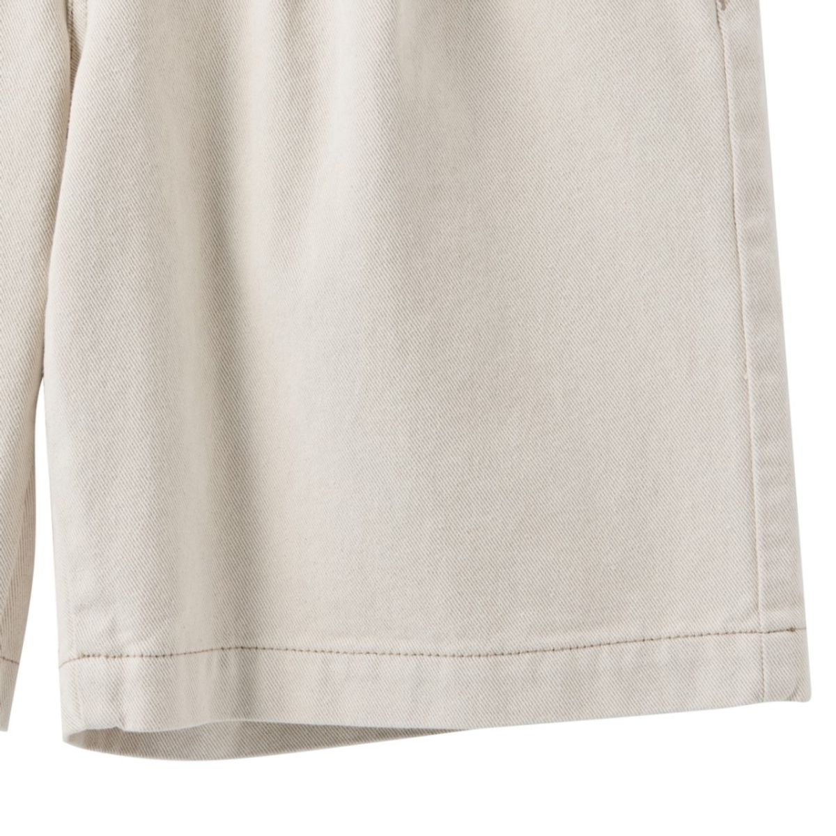 브롬톤 런던(BROMPTON LONDON) 1975 TWO TUCK DENIM SHORTS - IVORY (P252UDP431)