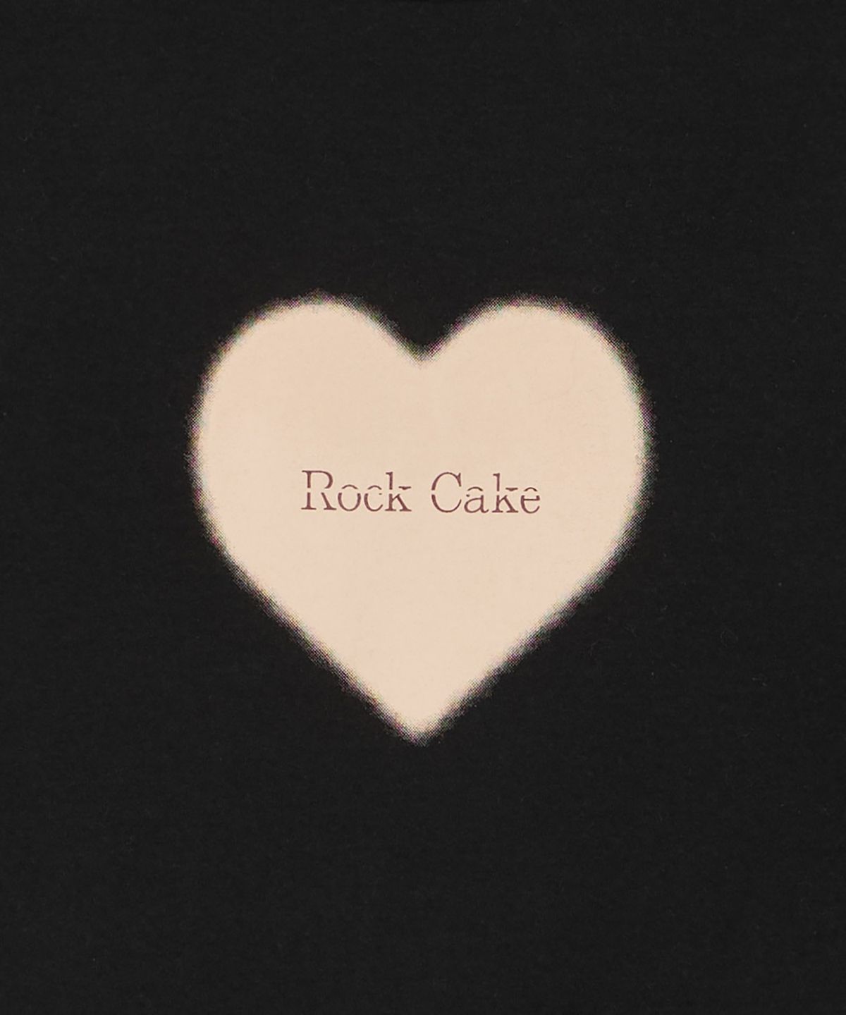 락케이크(ROCKCAKE) Heart Graphic Logo Top - Black