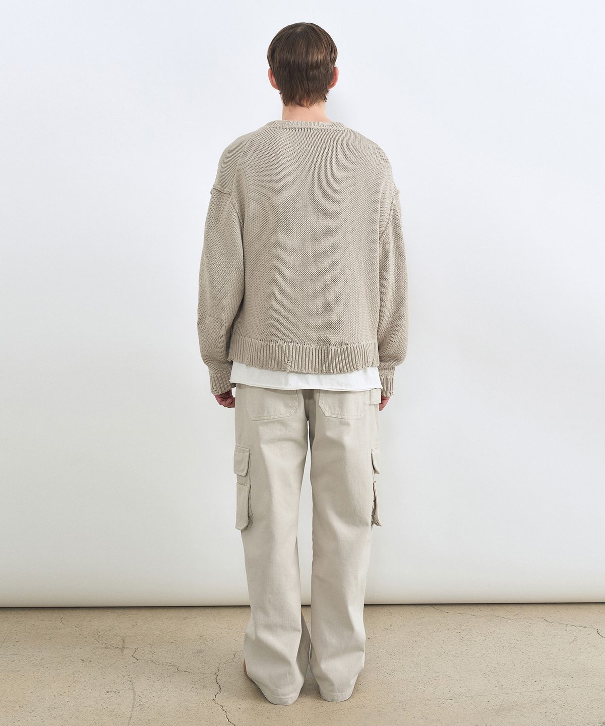 인사일런스(INSILENCE) 디스트레스드 버튼 카디건 BEIGE