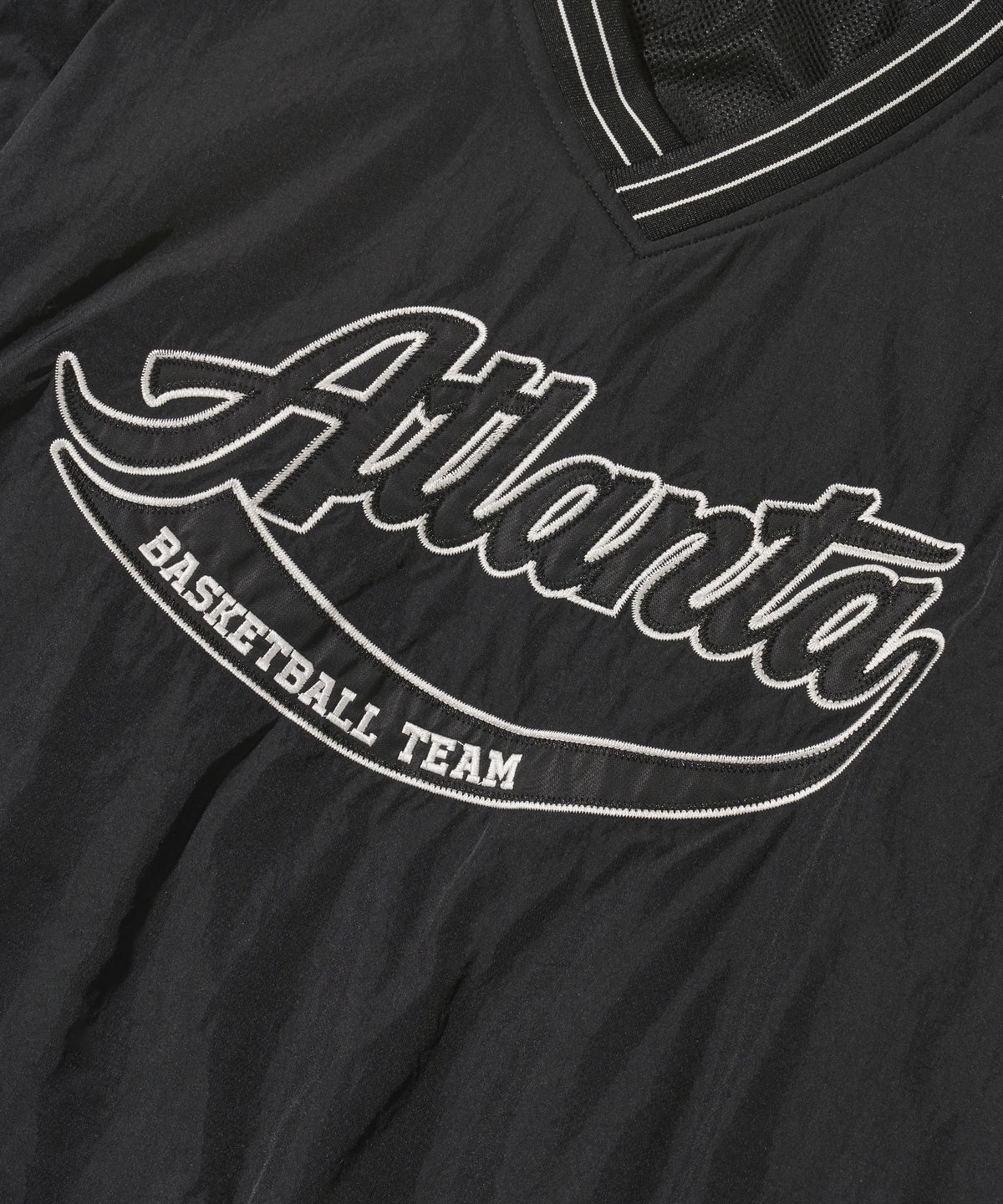 아웃스탠딩(OUTSTANDING) BASKETBALL WARMUP PULLOVER_BLACK