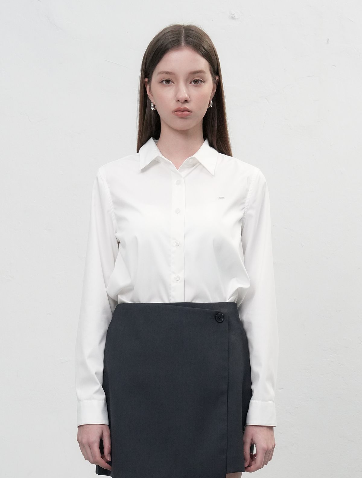 제너럴아이디어(GENERALIDEA) 링클프리 리벳 셔츠 [WHITE] / WBE1L03507